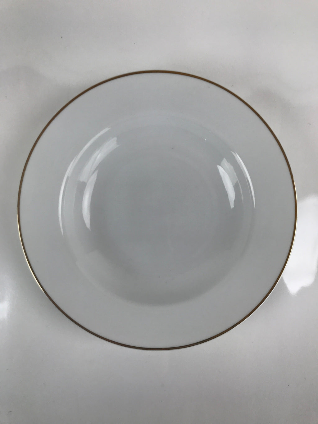 Japanese Porcelain Soup Pasta Bowl Vtg Simple Round Plate White Gold Rim PY828