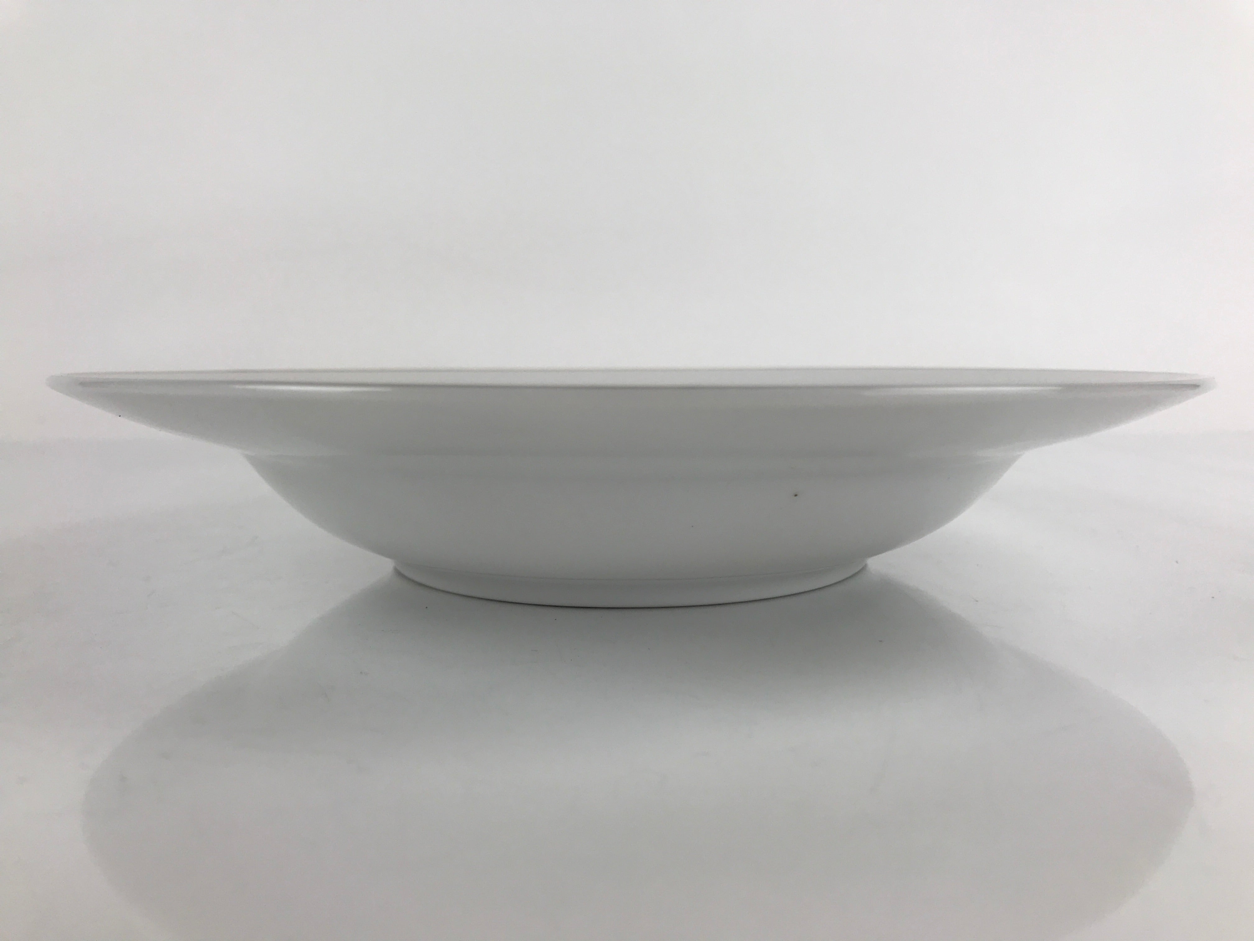 Japanese Porcelain Soup Pasta Bowl Vtg Simple Round Plate White Gold Rim PY829