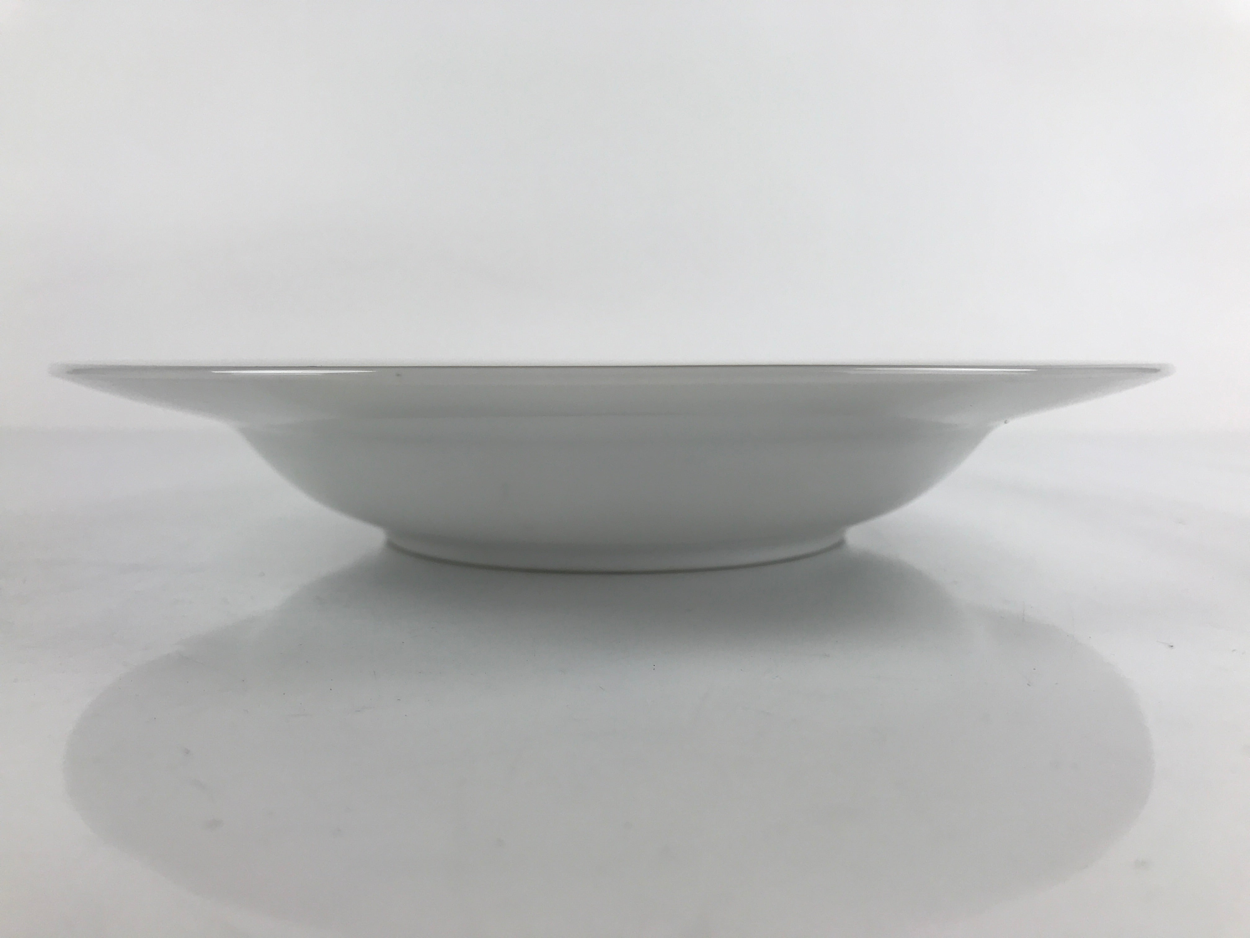 Japanese Porcelain Soup Pasta Bowl Vtg Simple Round Plate White Gold Rim PY831