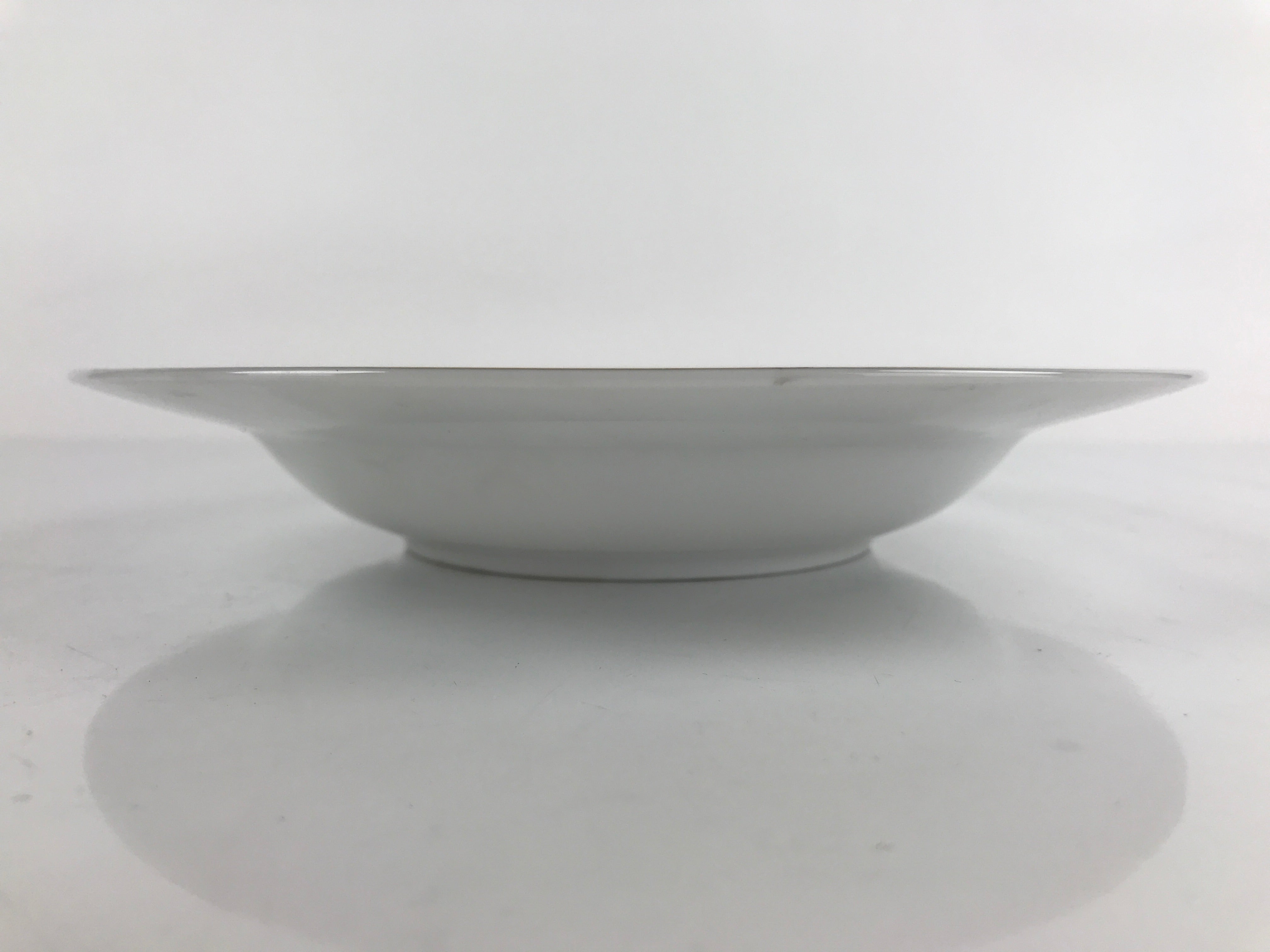 Japanese Porcelain Soup Pasta Bowl Vtg Simple Round Plate White Gold Rim PY831