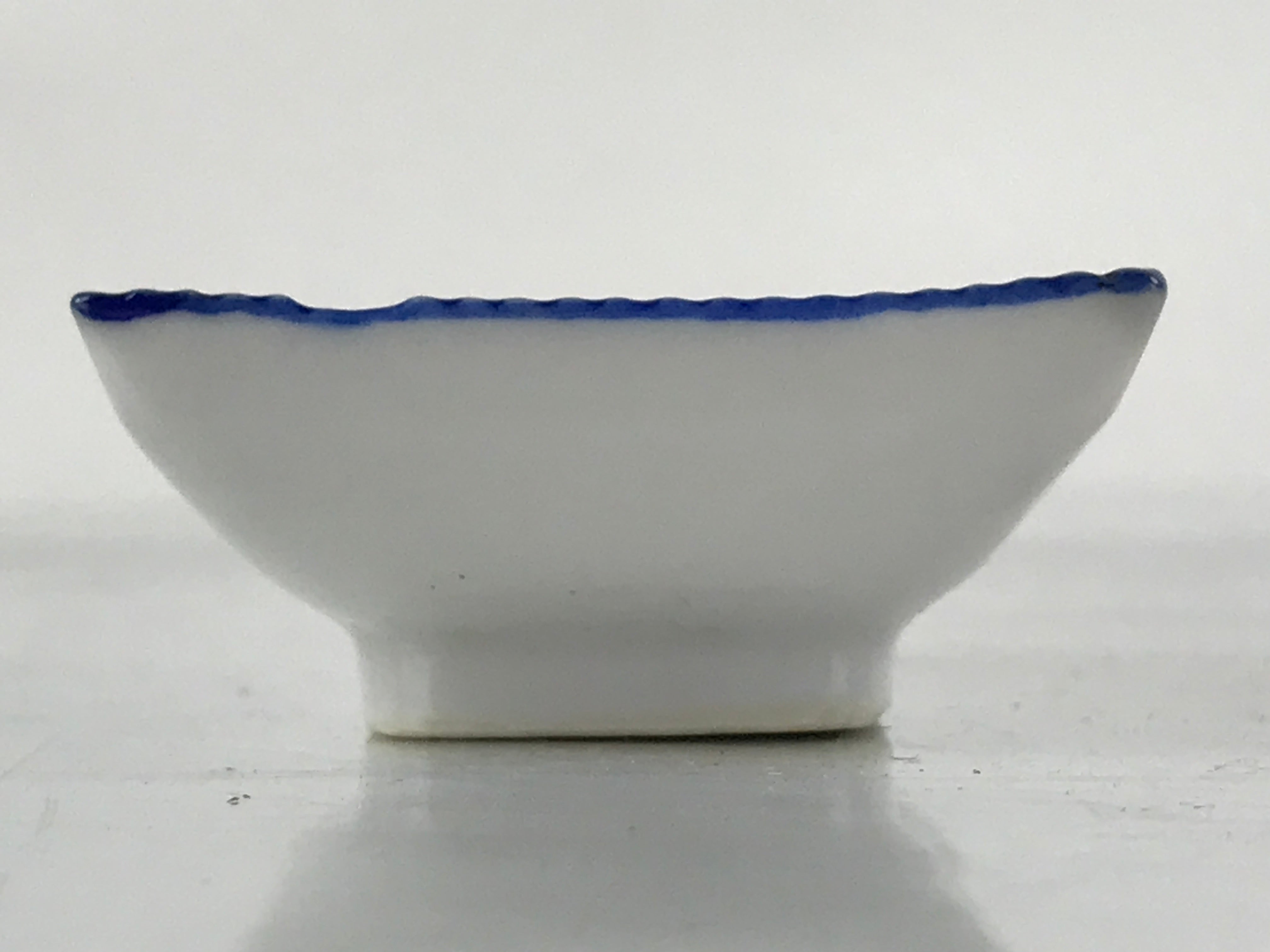 Japanese Porcelain Soy Sauce Dish Seiji Vtg Small Dipping Bowl Plate Blue PY646