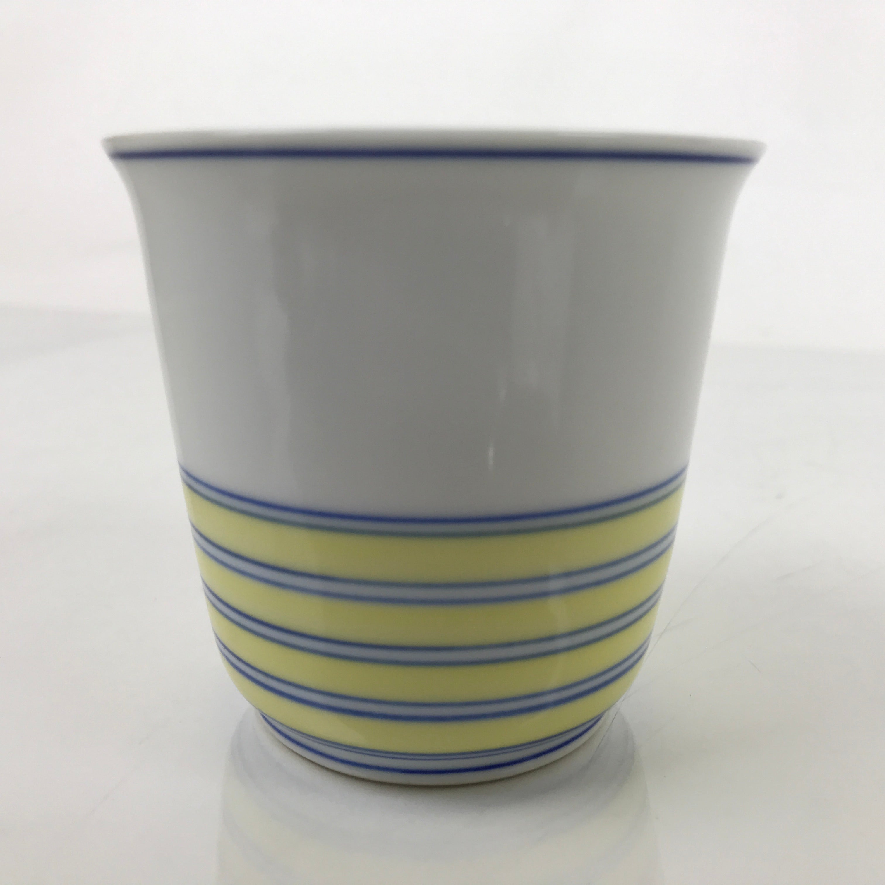 Japanese Porcelain Tachikichi Teacup Vtg White Yellow Blue Lines Yunomi TC448