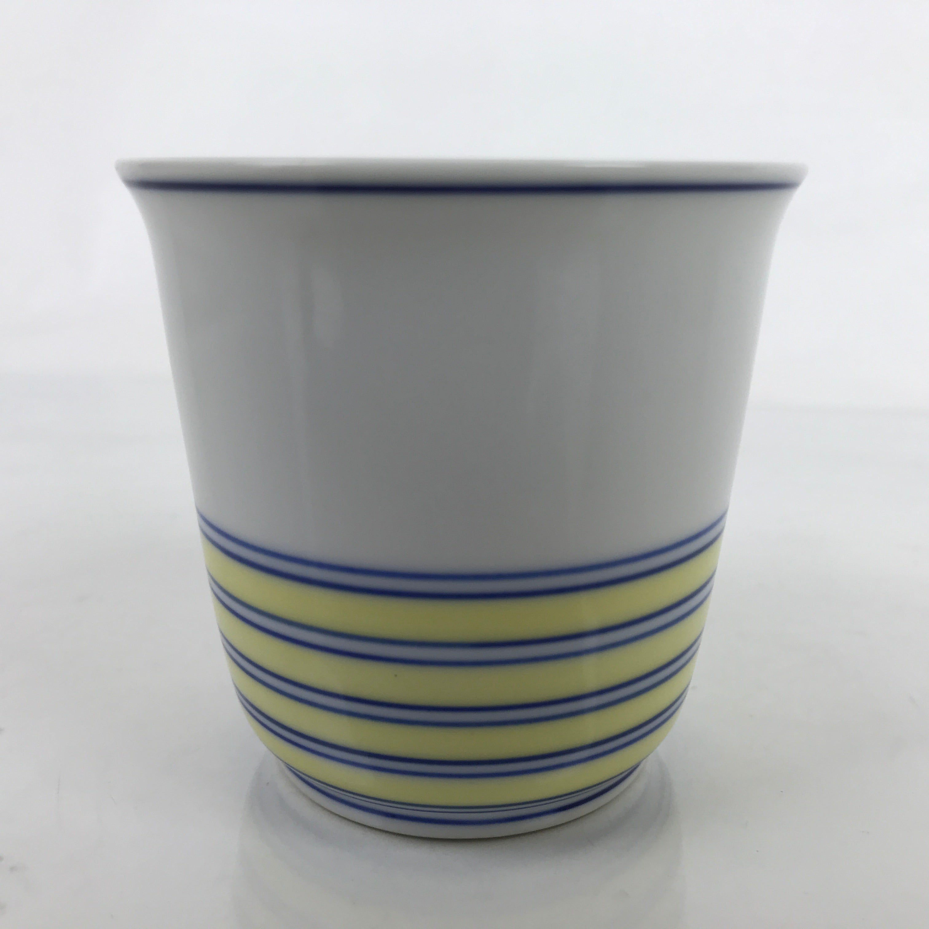 Japanese Porcelain Tachikichi Teacup Vtg White Yellow Blue Lines Yunomi TC449