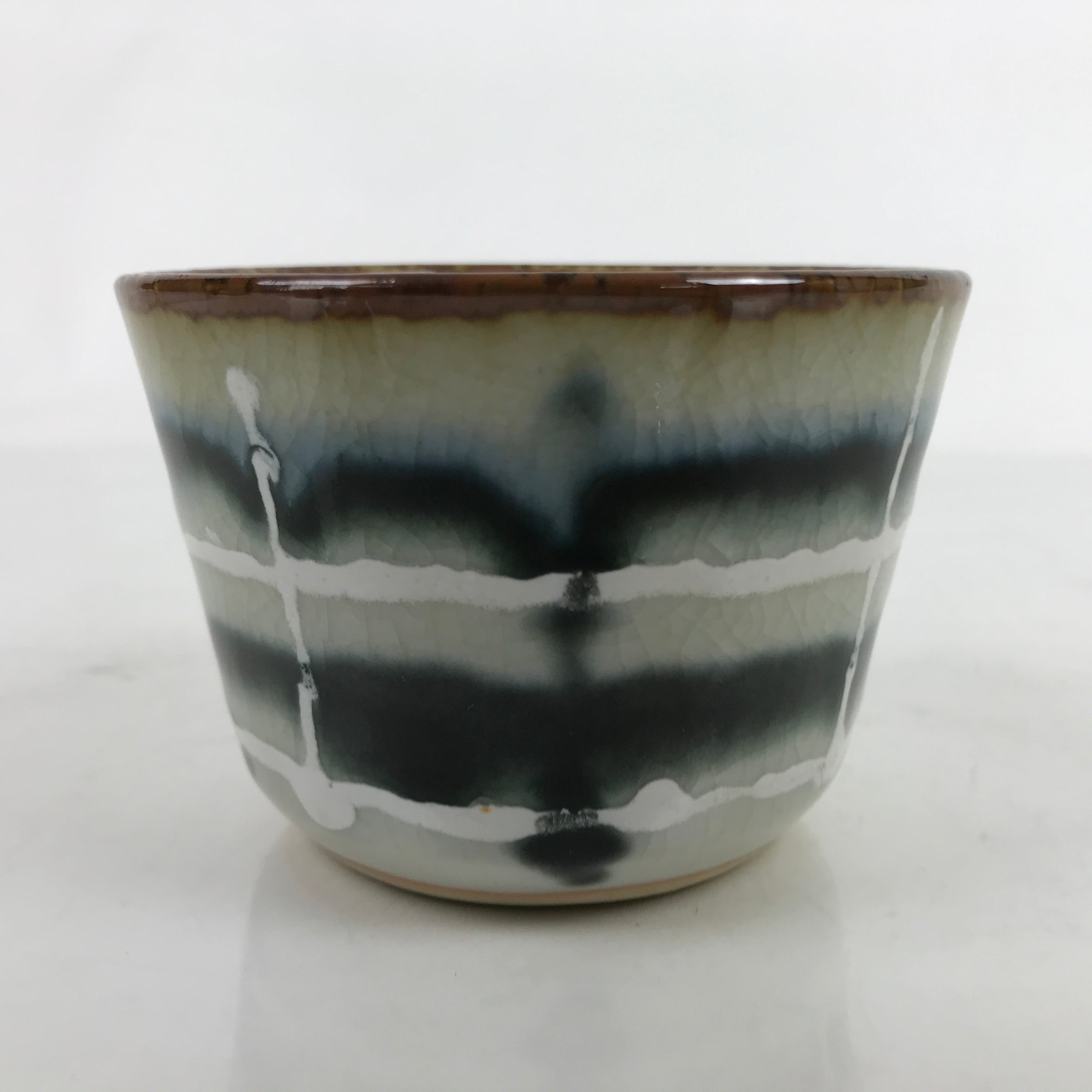 Japanese Porcelain Teacup Vtg Gray Black White Lines Ceramic Sencha Yunomi TC458