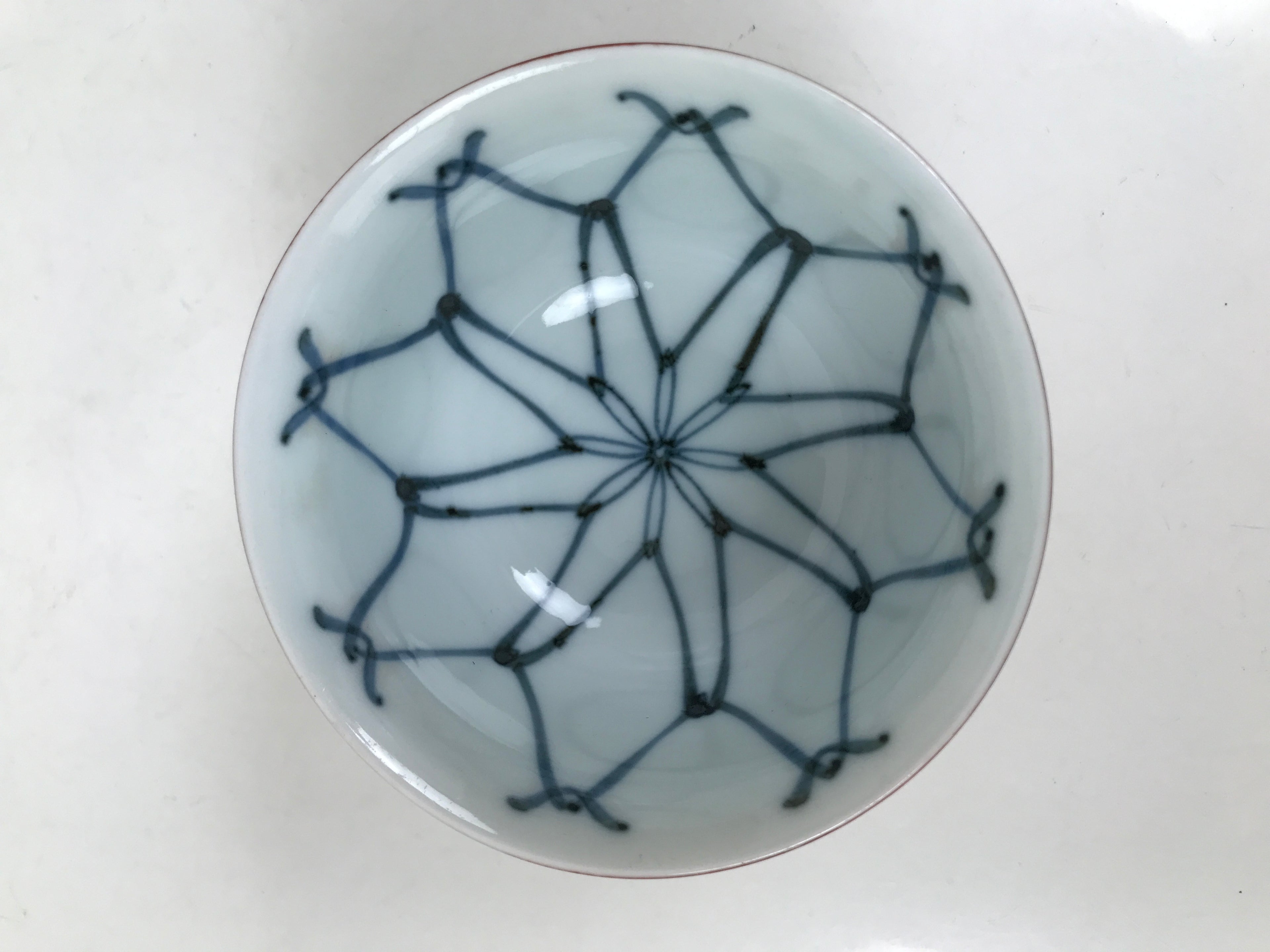Japanese Porcelain Teacup Vtg Red White Blue Ami Net Design Sencha Yunomi TC593