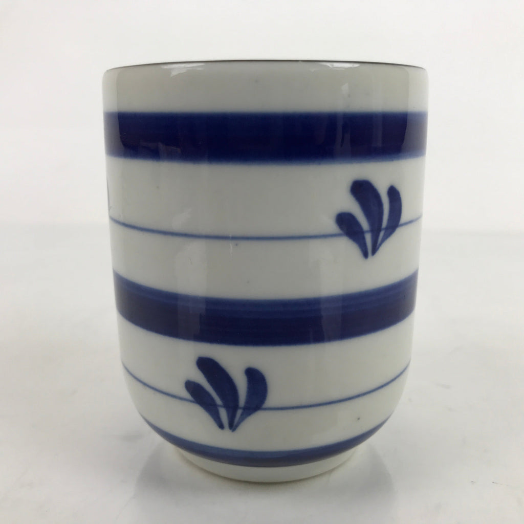 Japanese Porcelain Teacup Vtg Sometsuke White Blue Lines Pattern Yunomi TC481