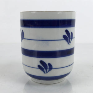 Japanese Porcelain Teacup Vtg Sometsuke White Blue Lines Pattern Yunomi TC482