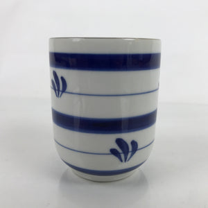 Japanese Porcelain Teacup Vtg Sometsuke White Blue Lines Pattern Yunomi TC485