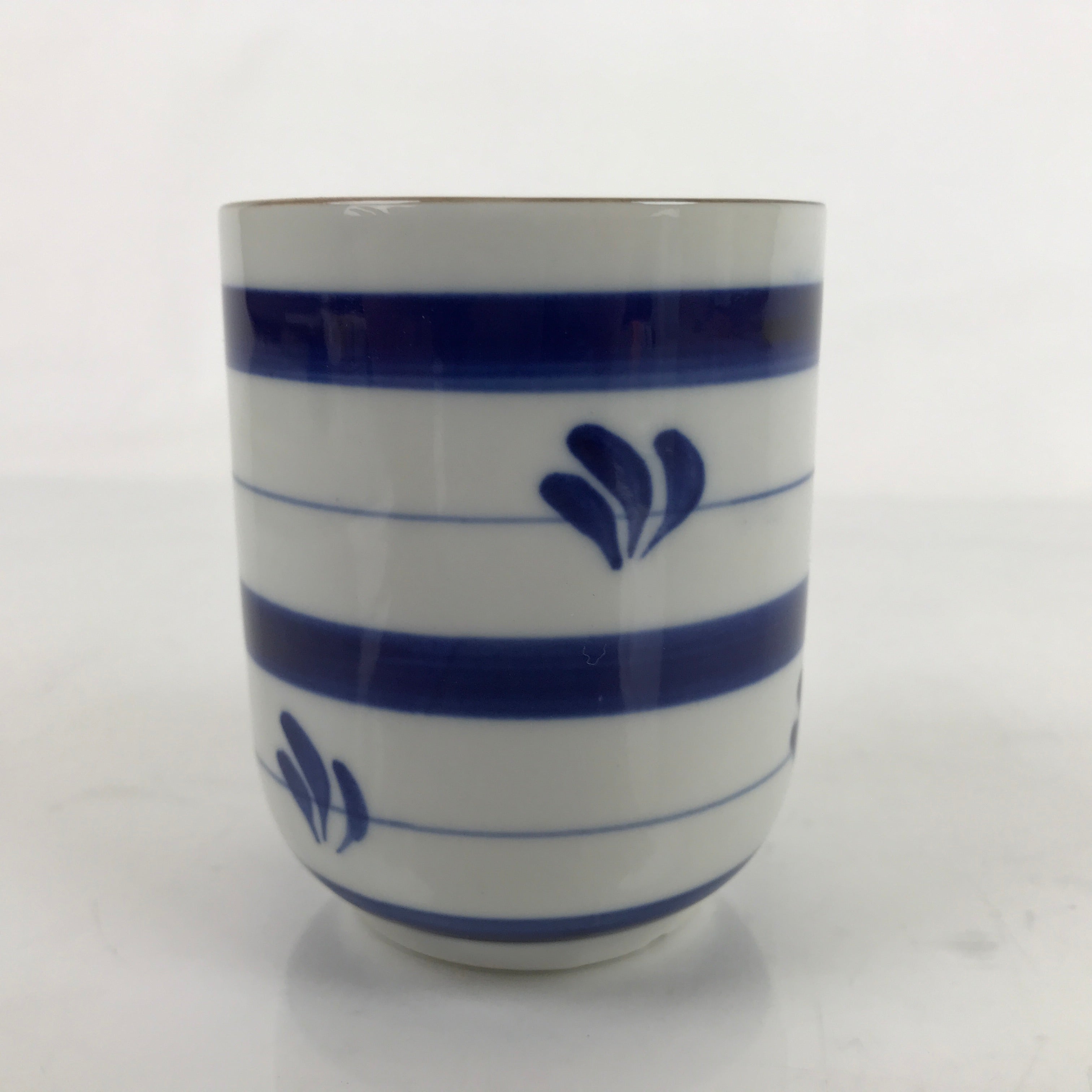 Japanese Porcelain Teacup Vtg Sometsuke White Blue Lines Pattern Yunomi TC495