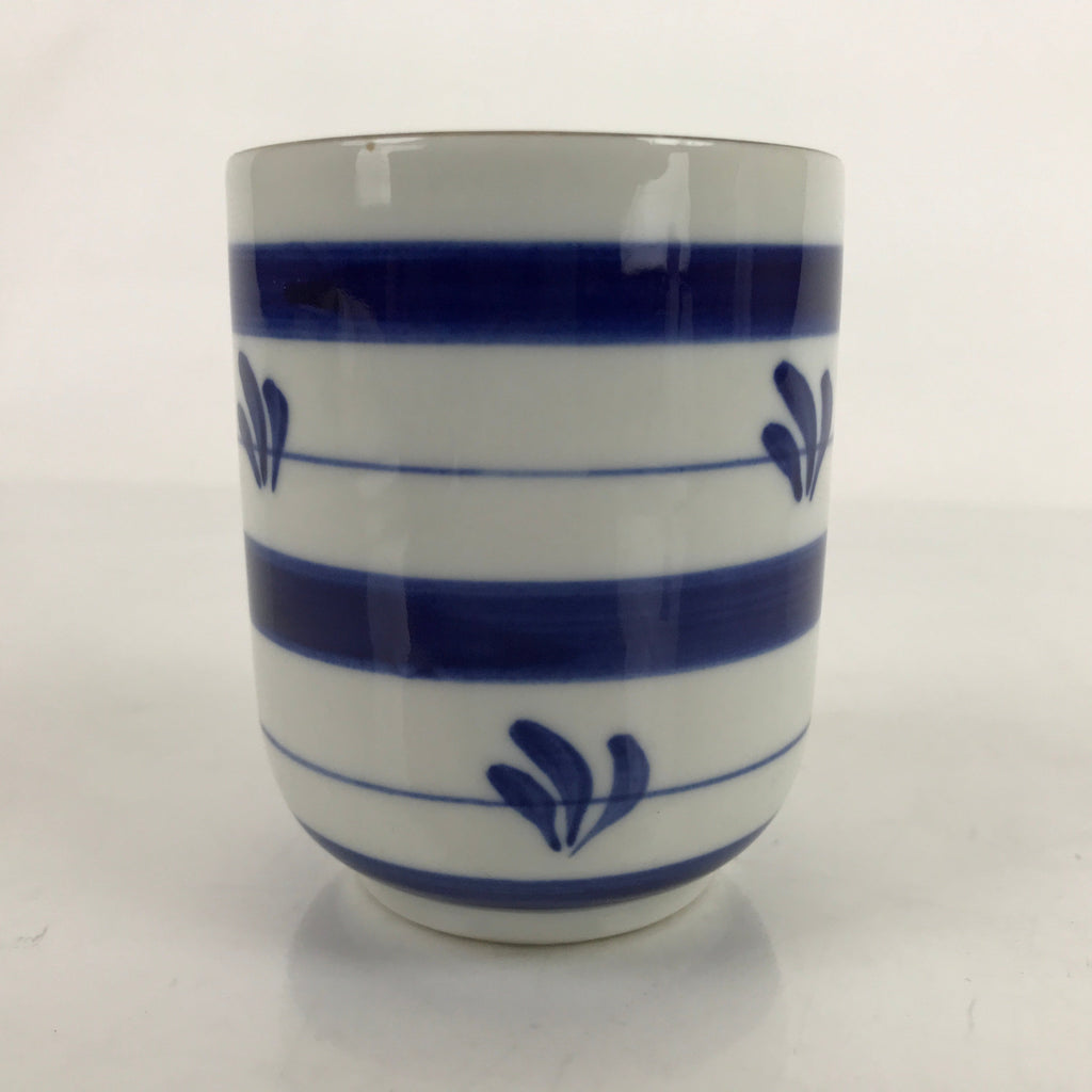 Japanese Porcelain Teacup Vtg Sometsuke White Blue Lines Pattern Yunomi TC499