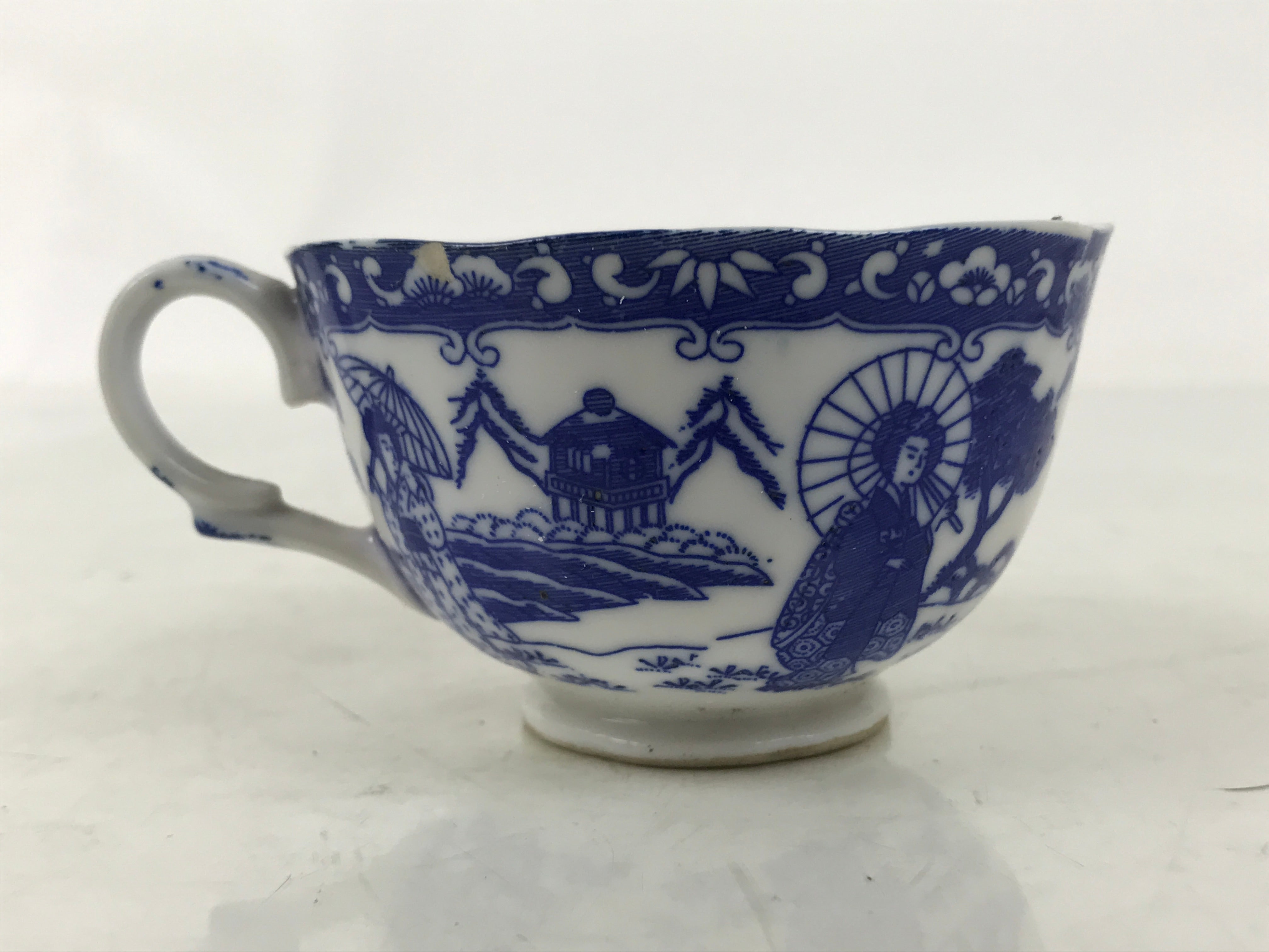Japanese Porcelain Western-style Teacup Vtg Yunomi Sometsuke Geisha Blue TC608