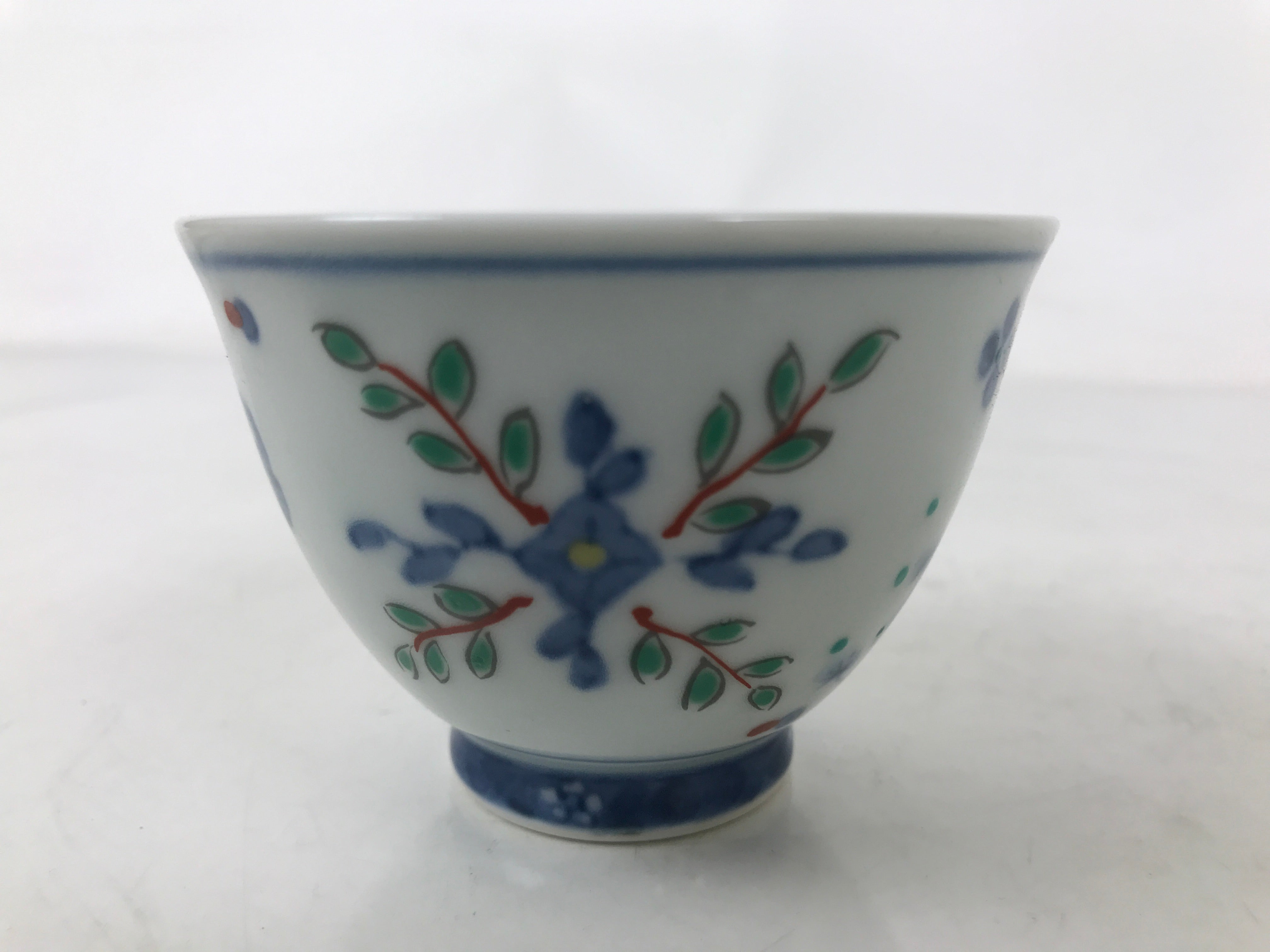 Japanese Porcelain Yunomi Teacup Pottery Vtg White Blue Hishi Fish Sencha TC587