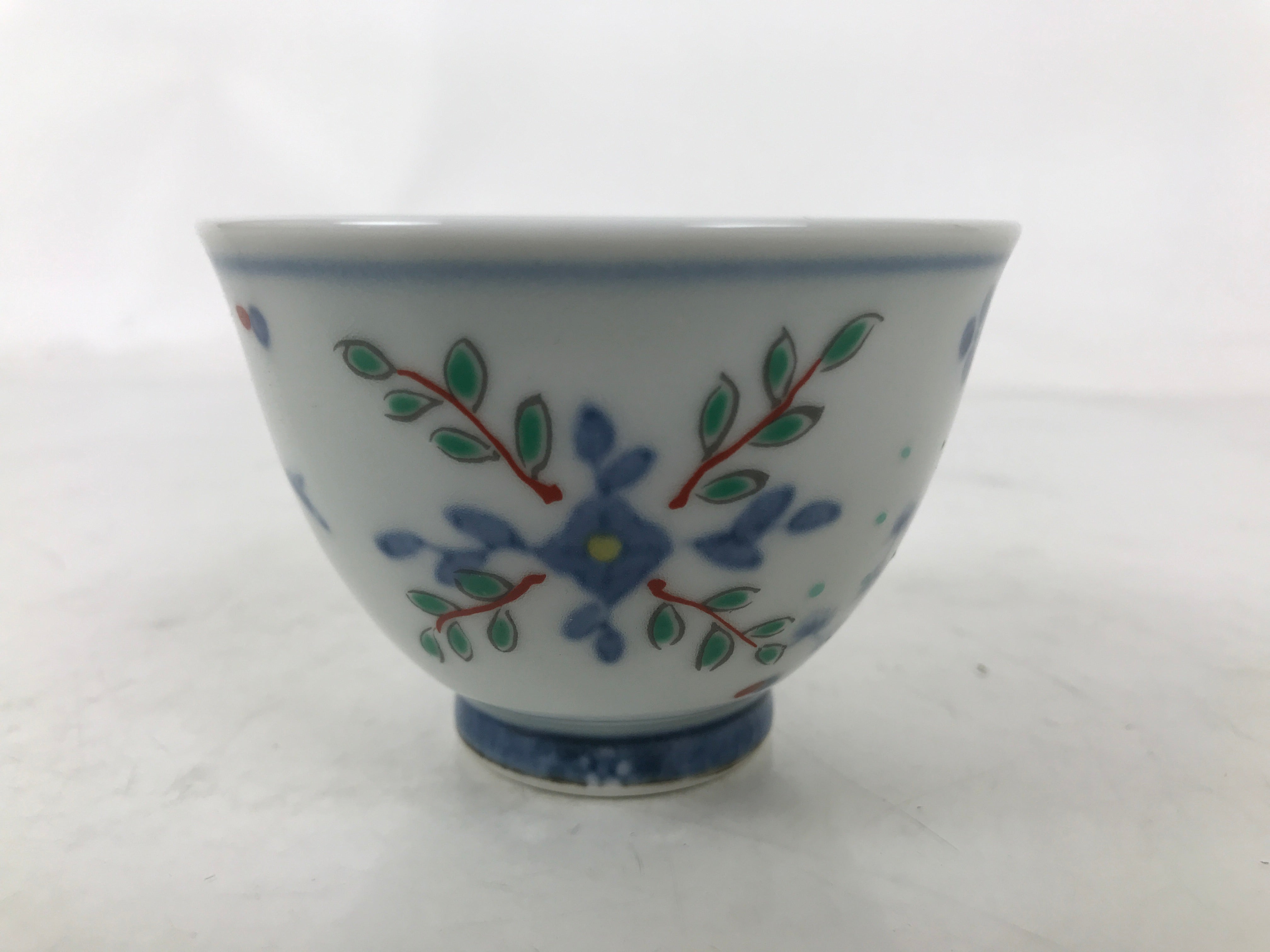 Japanese Porcelain Yunomi Teacup Pottery Vtg White Blue Hishi Fish Sencha TC588