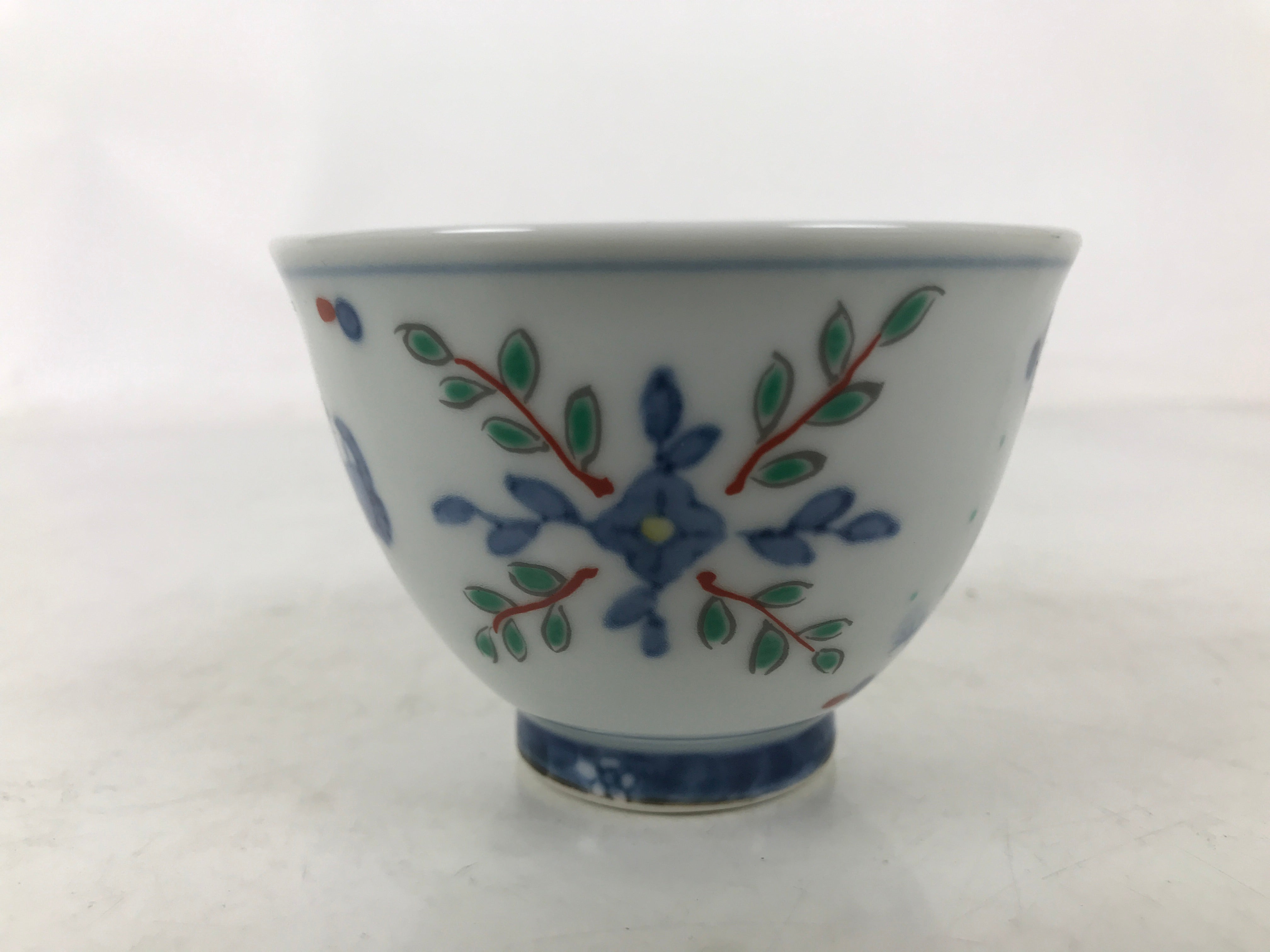 Japanese Porcelain Yunomi Teacup Pottery Vtg White Blue Hishi Fish Sencha TC591