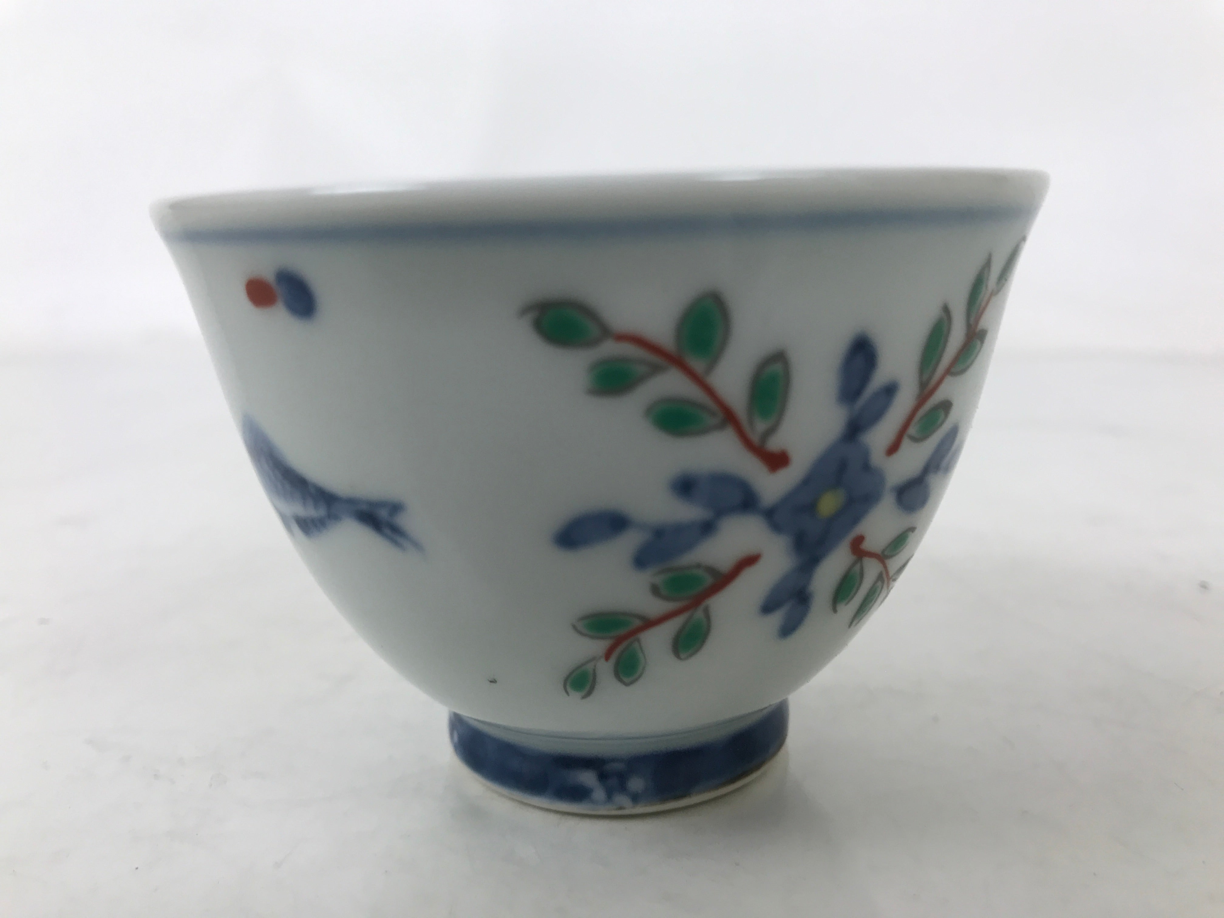 Japanese Porcelain Yunomi Teacup Pottery Vtg White Blue Hishi Fish Sencha TC591