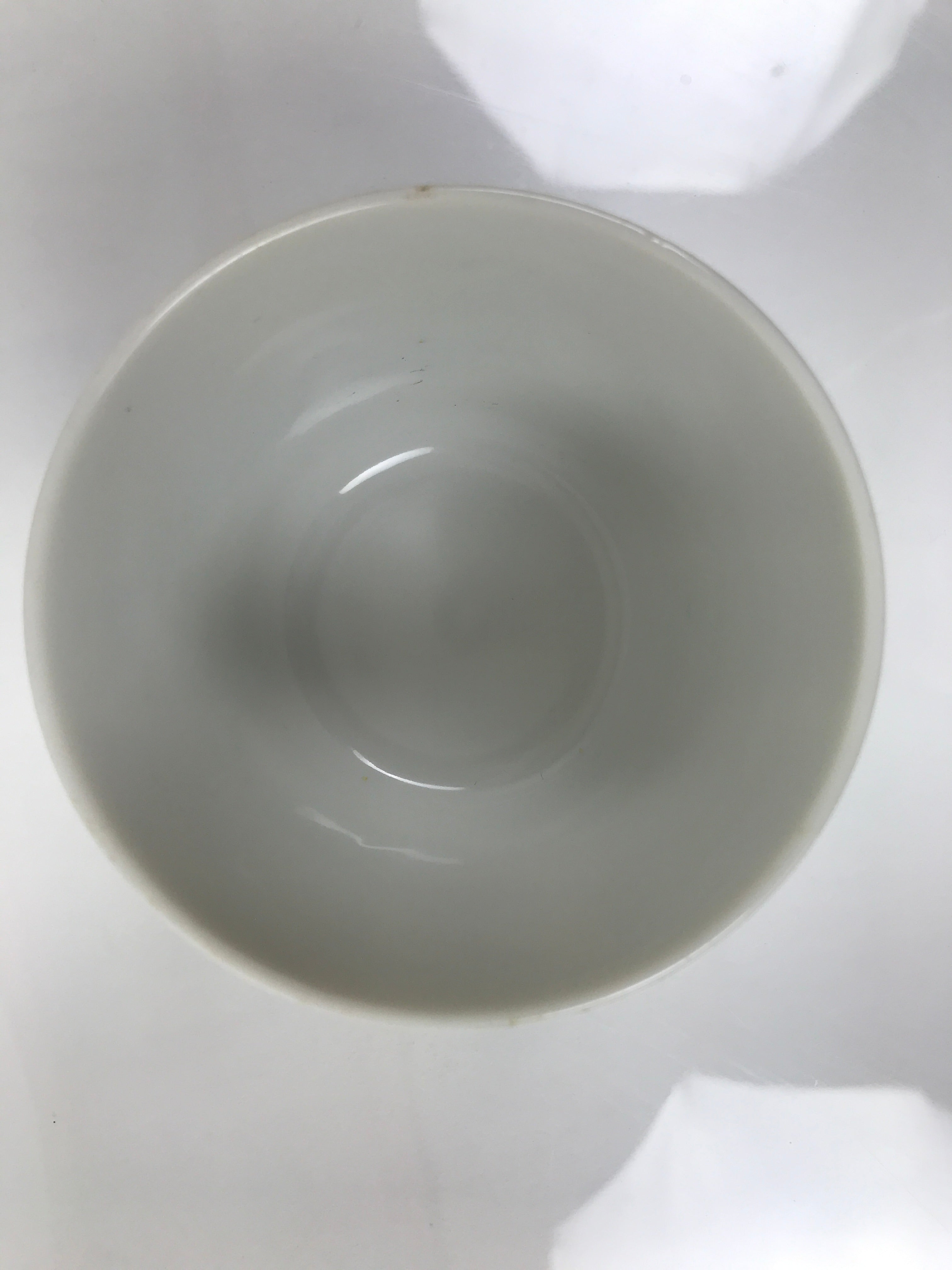 Japanese Porcelain Yunomi Teacup Pottery Vtg White Blue Hydrangea Ajisai TC610