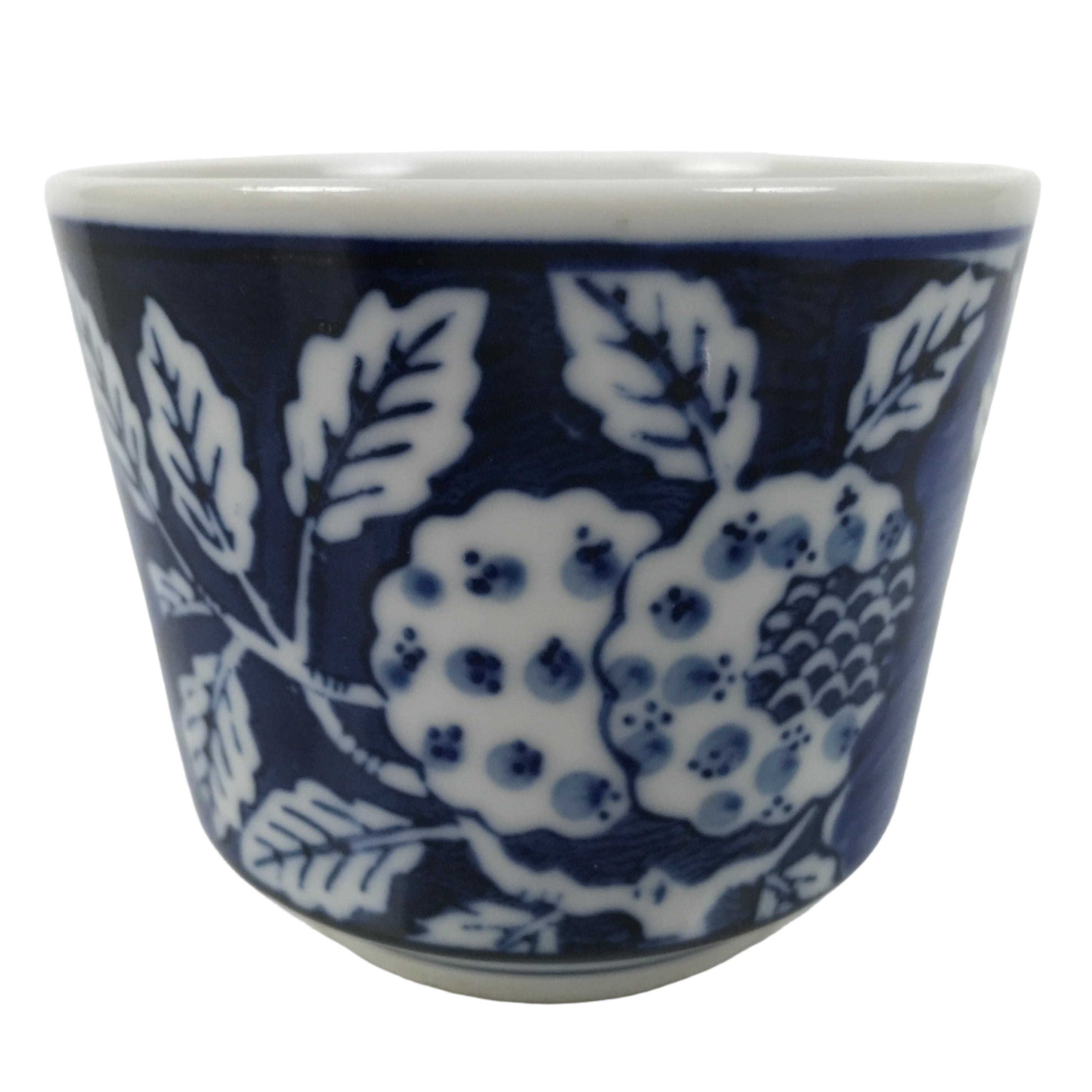 Japanese Porcelain Yunomi Teacup Pottery Vtg White Blue Hydrangea Ajisai TC611
