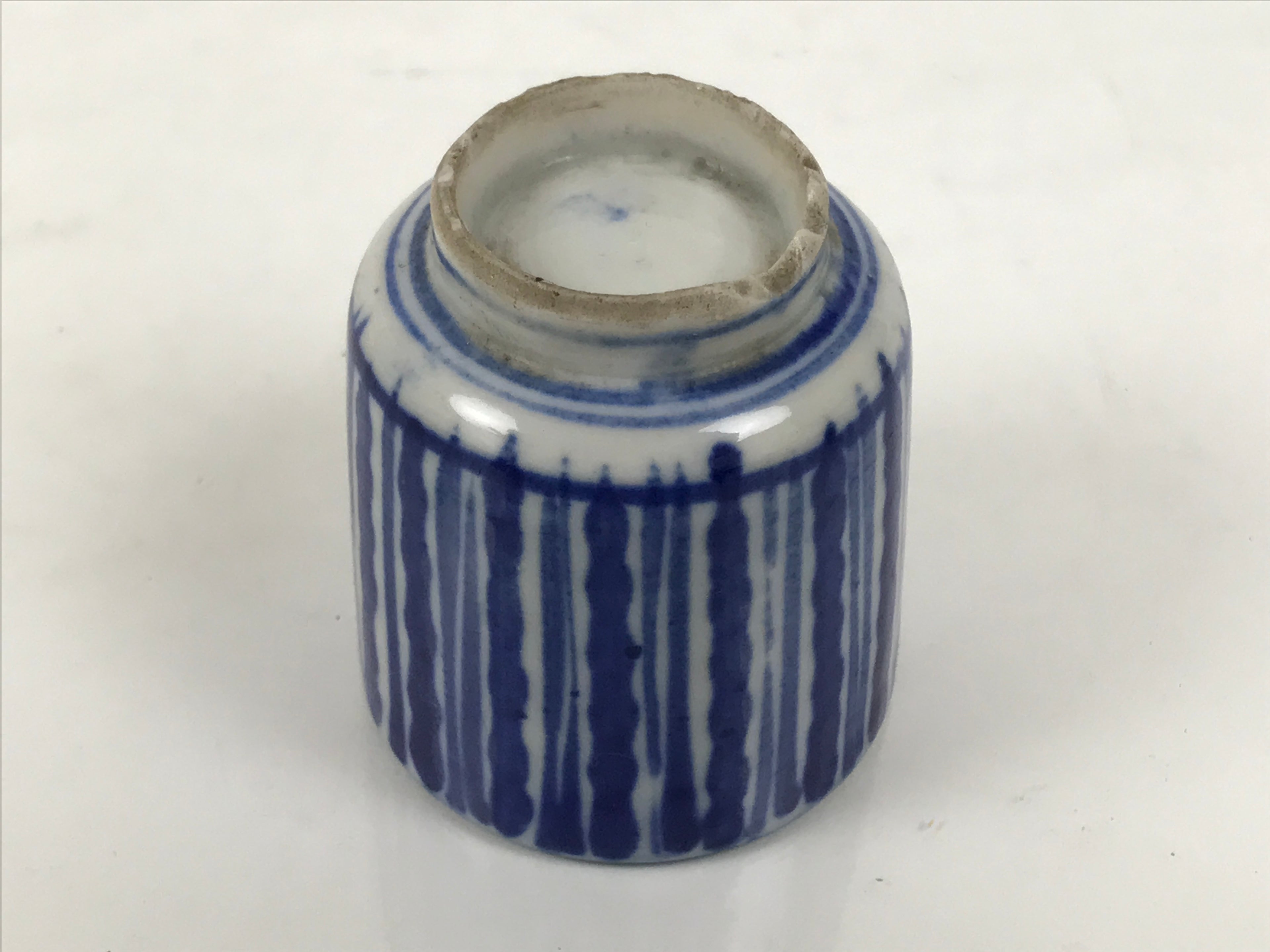 Japanese Porcelain Yunomi Teacup Pottery Vtg White Blue Sometsuke Stripe TC618