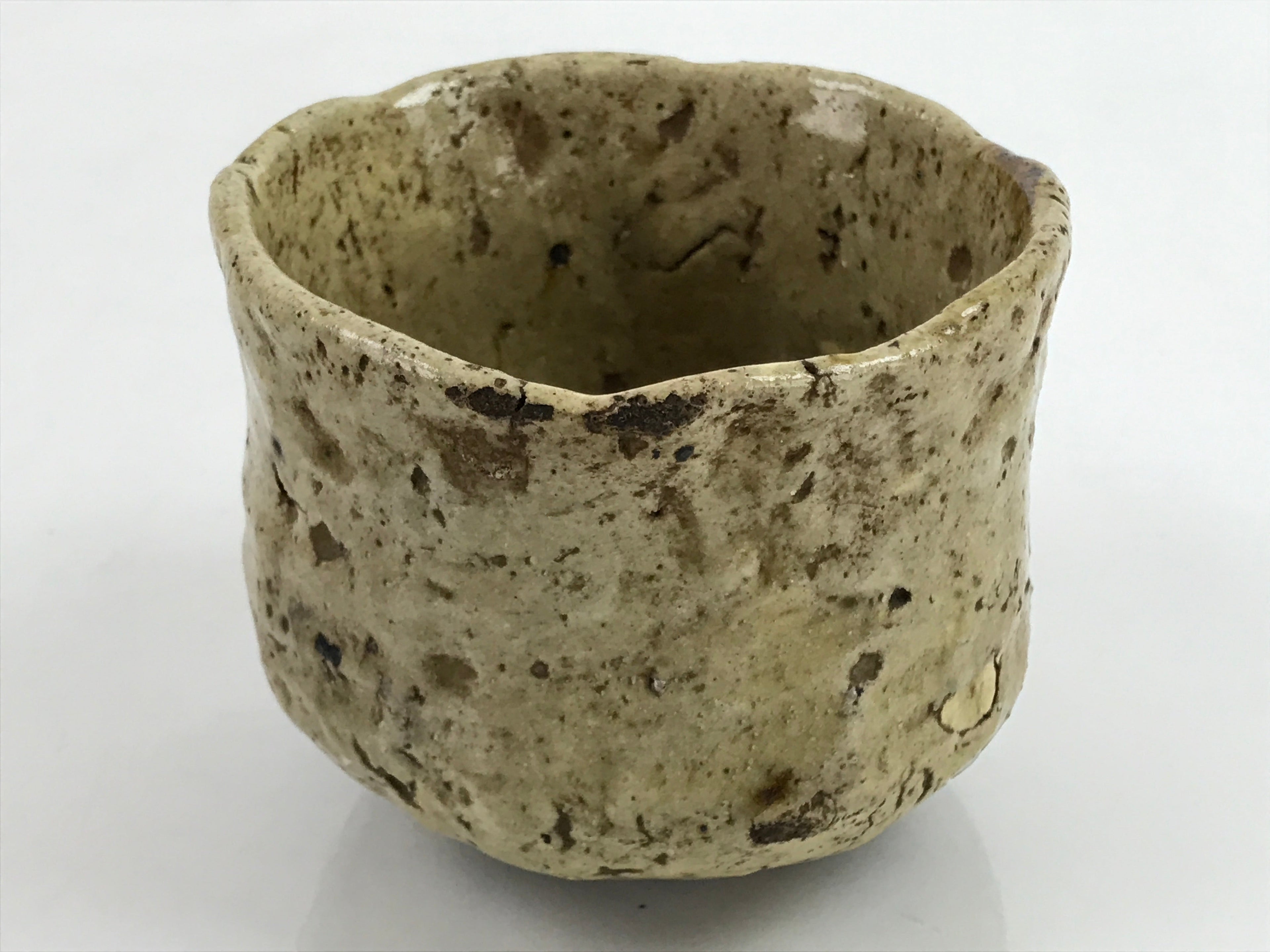 Japanese Pottery Chawan Tea Bowl Vtg Rustic Light Brown W/ Box PX733