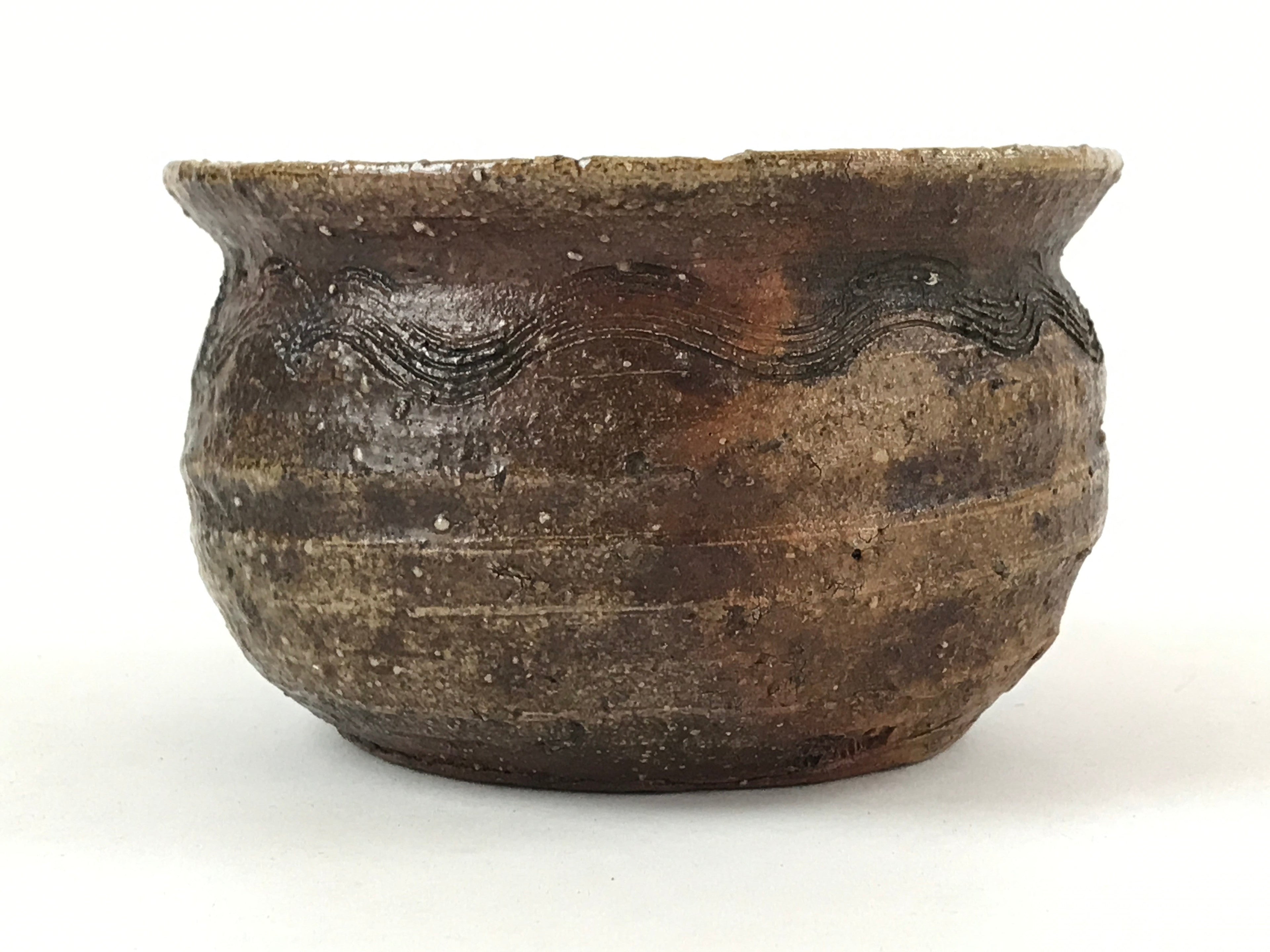 Japanese Pottery Green Tea Bowl Vtg Shigaraki Ware Brown Engraved Chawan CHB1