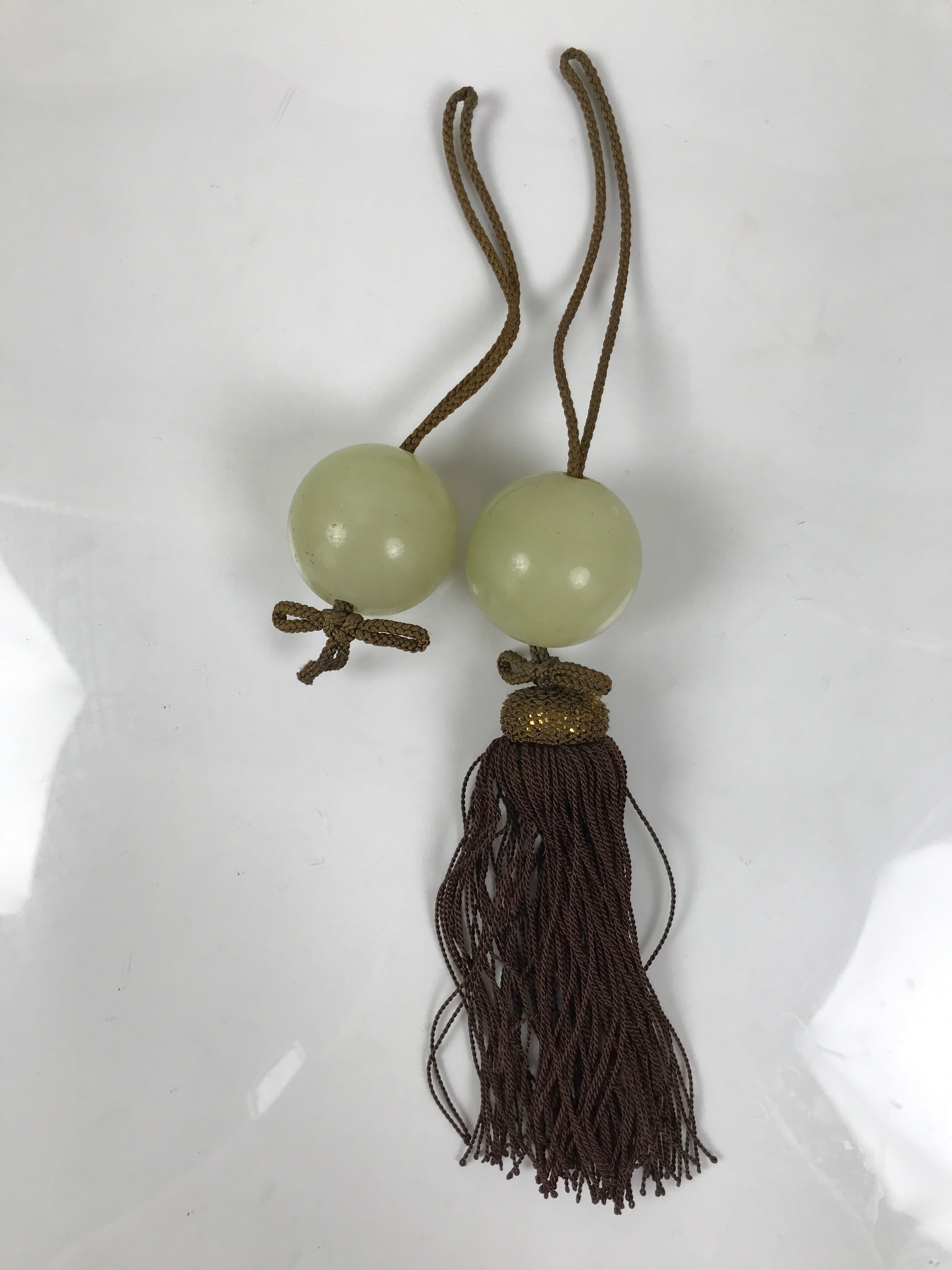 Japanese Quartz Stone Hanging Scroll Weights Fuchin Kakejiku Brown Tassel FC372