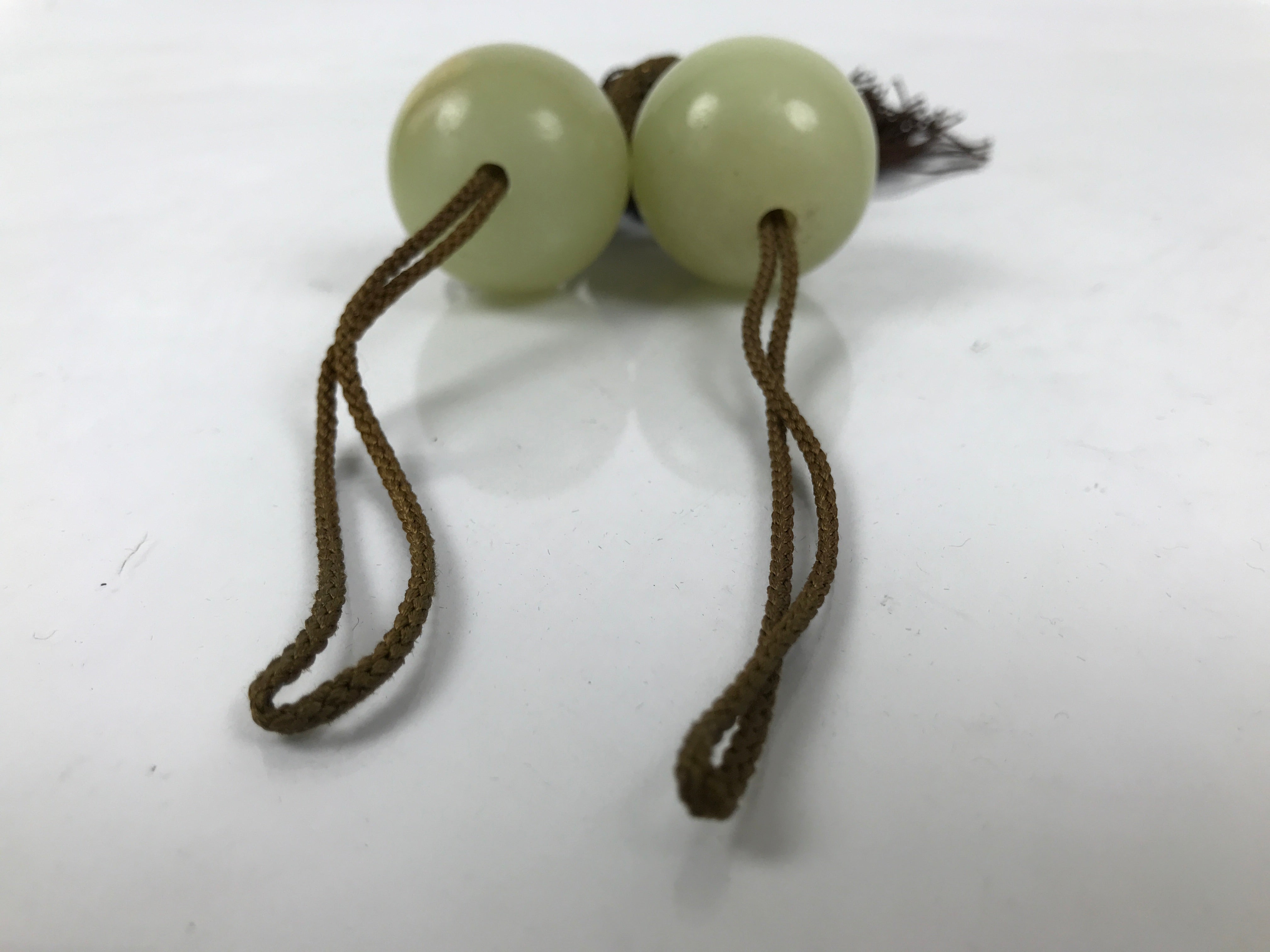 Japanese Quartz Stone Hanging Scroll Weights Fuchin Kakejiku Brown Tassel FC372