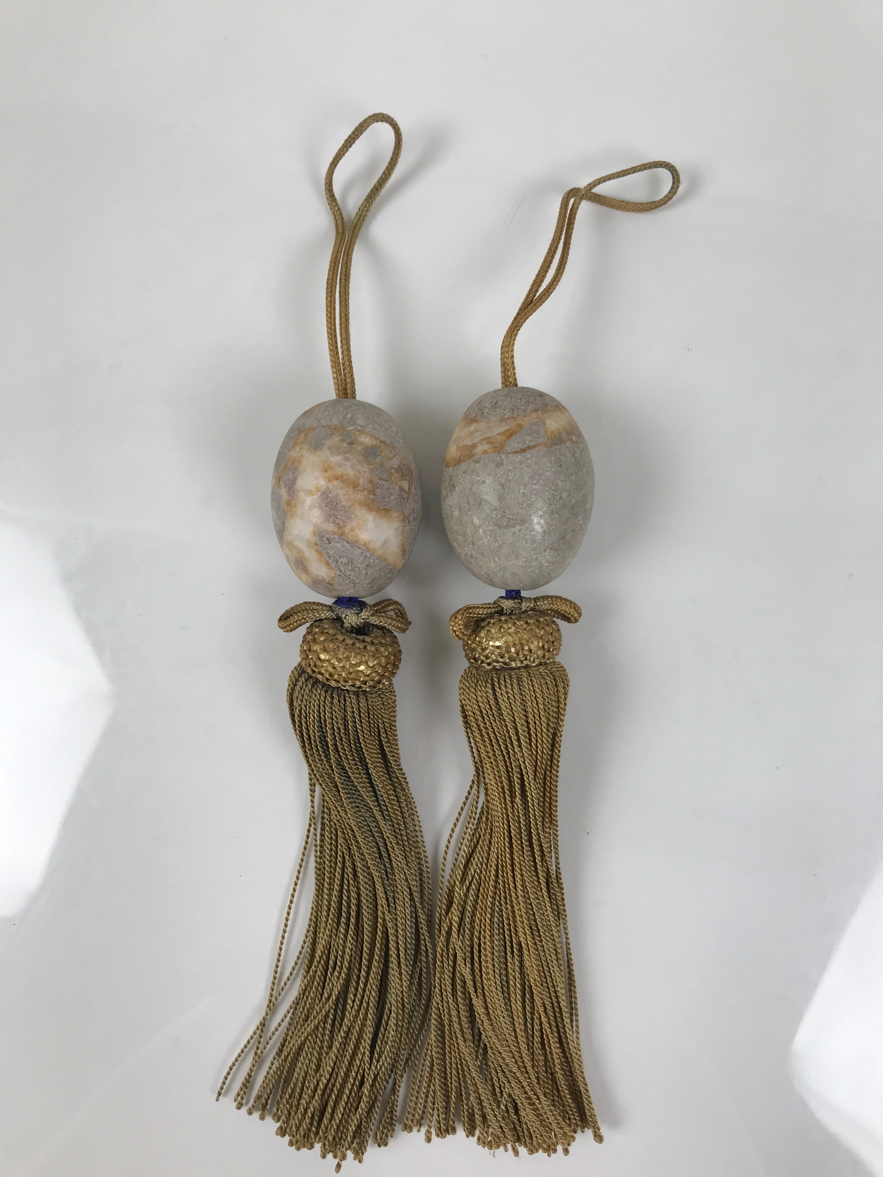 Japanese Quartzite Stone Hanging Scroll Weights Fuchin Kakejiku Tan Tassel FC367