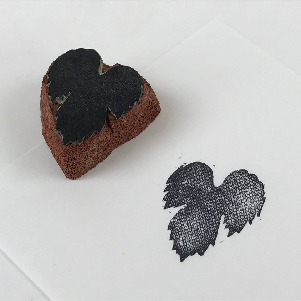 Japanese Rubber Stamp Grapewine Leaf Vtg Black Sponge Base Stationary HS216