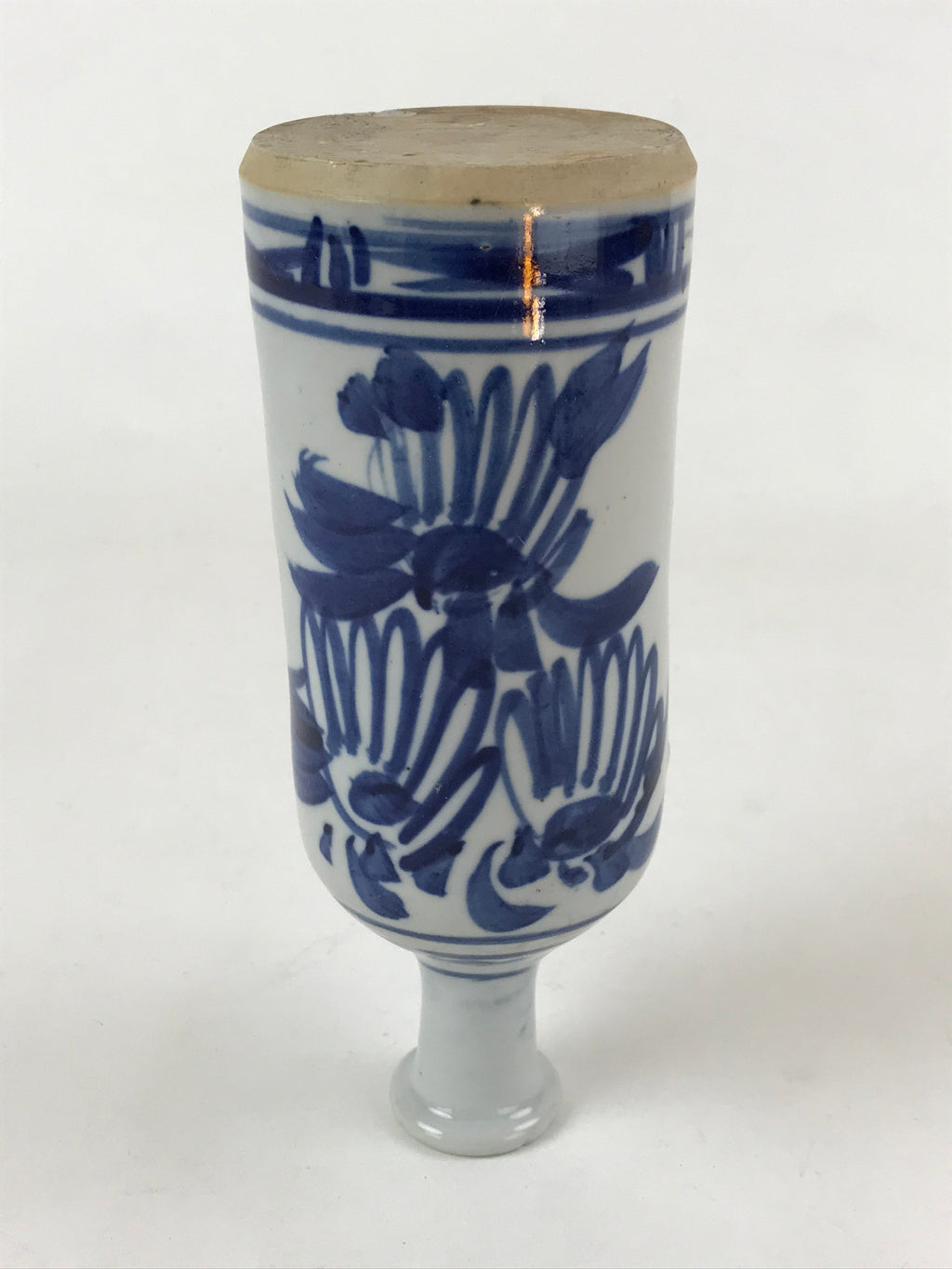 Japanese Sake Bottle Ceramic Tokkuri C1900 Flowers Sometsuke White Blue TS600