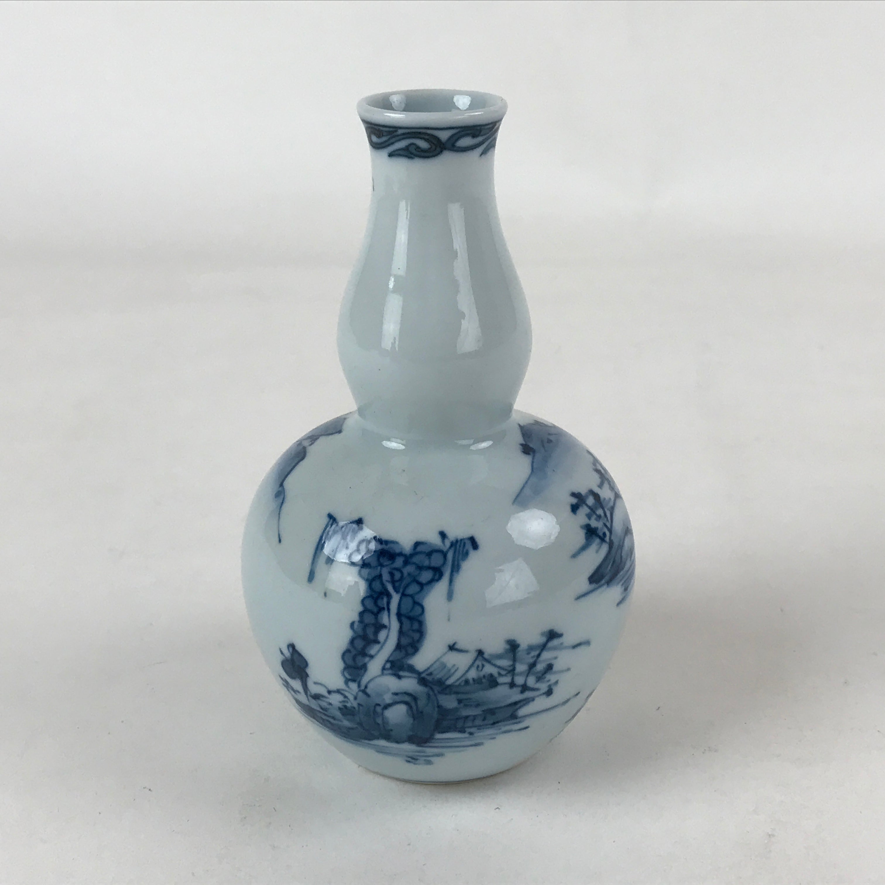 Japanese Sake Bottle Porcelain Tokkuri Vtg Arita Ware White Blue Landscape TS595