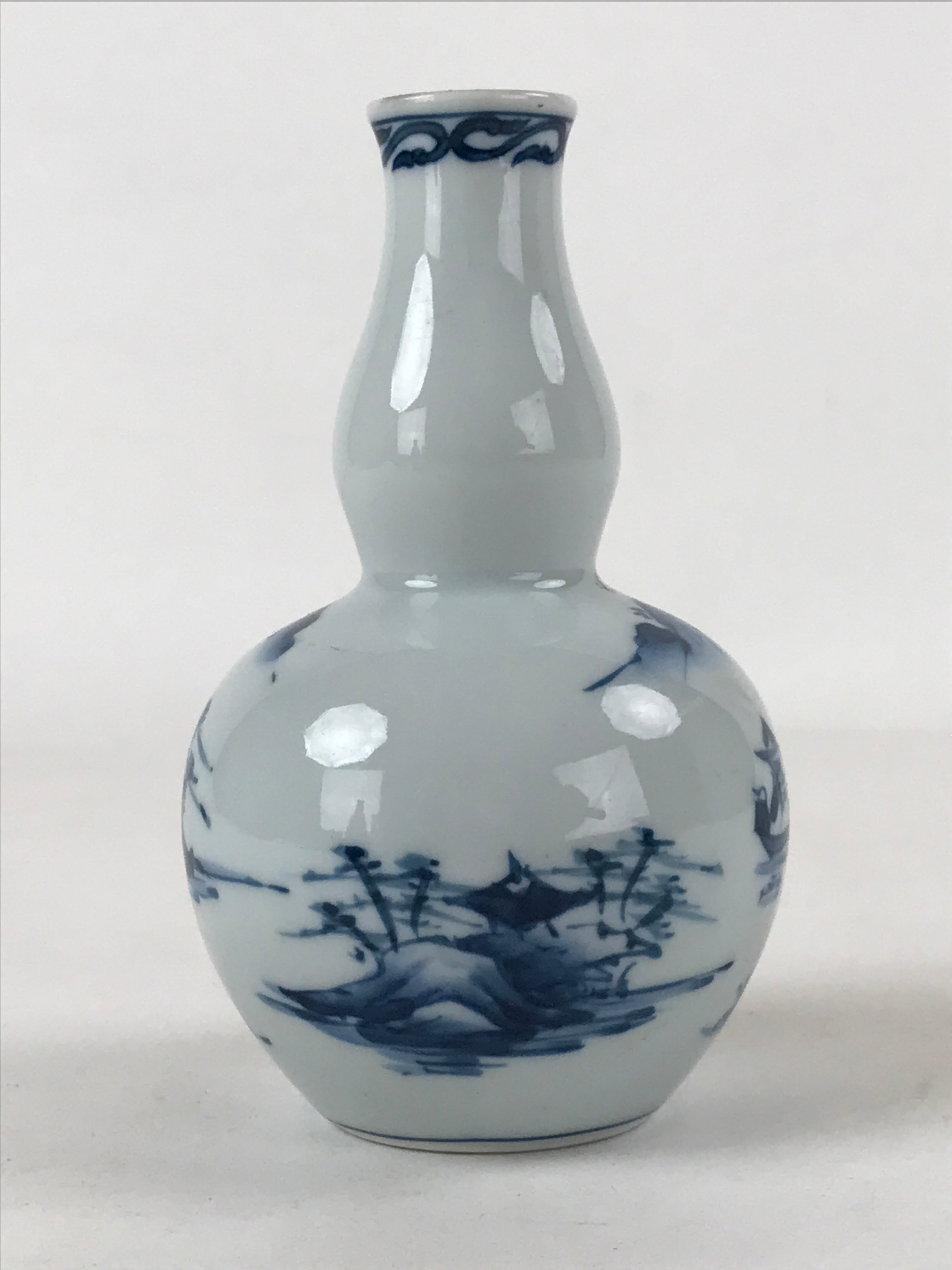 Japanese Sake Bottle Porcelain Tokkuri Vtg Arita Ware White Blue Landscape TS596