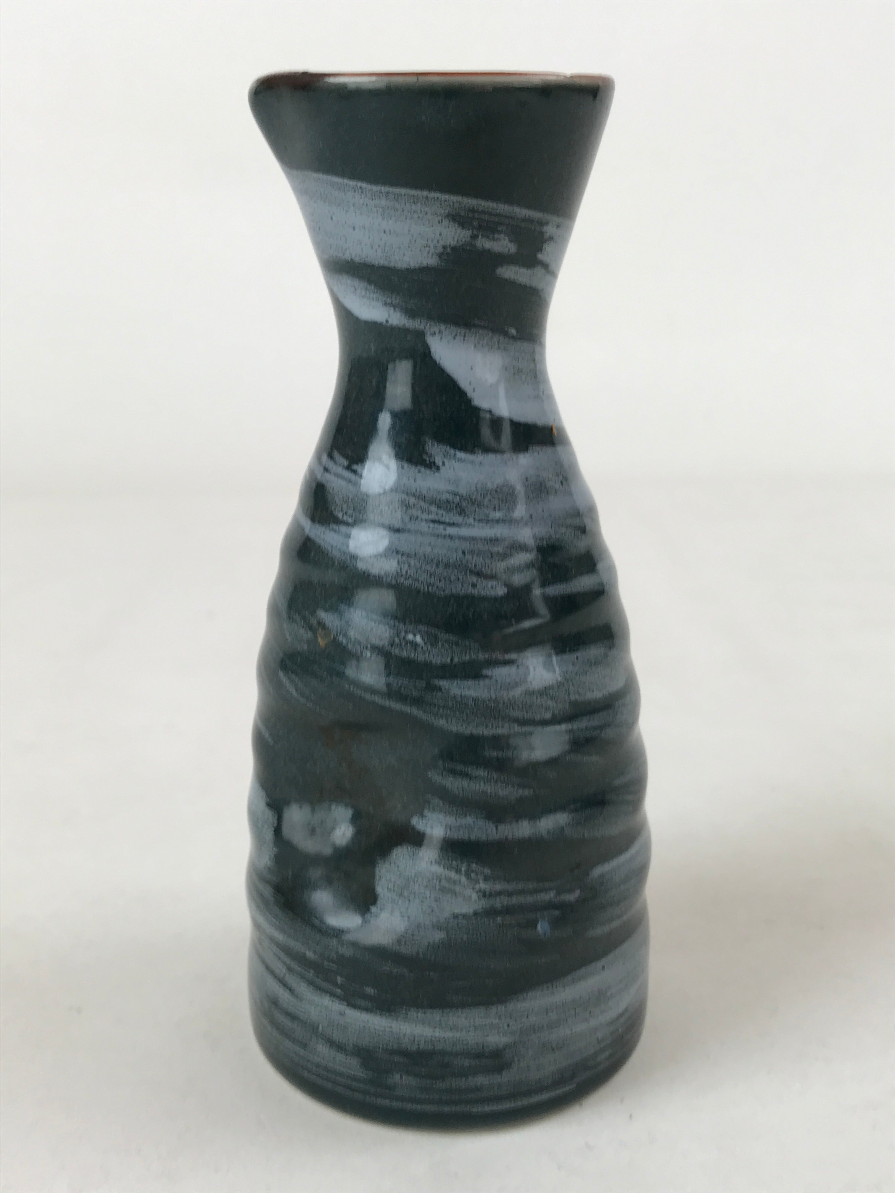 Japanese Sake Bottle Porcelain Tokkuri Vtg Ichi-Go Blue Brushstroke Design TS618