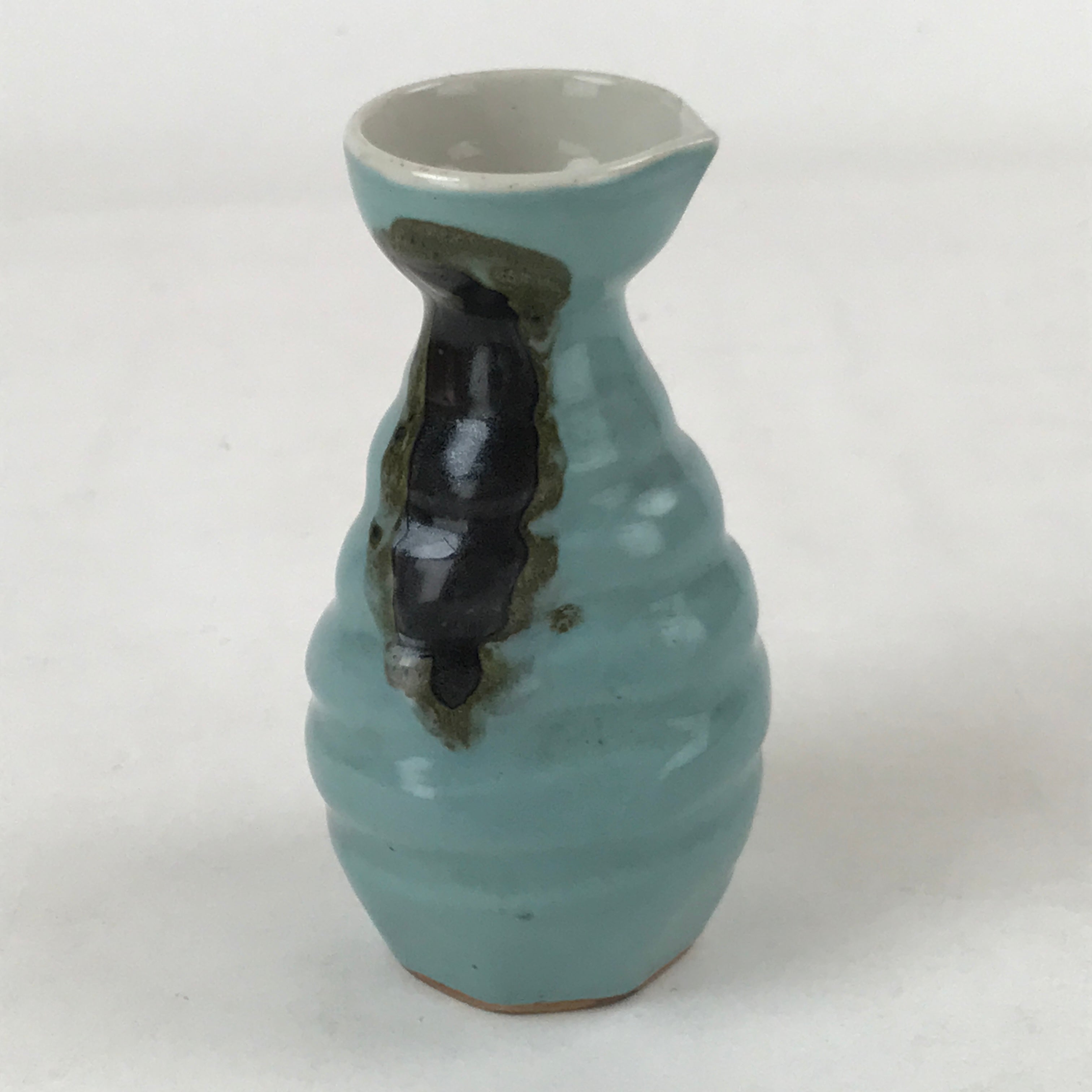 Japanese Sake Bottle Porcelain Tokkuri Vtg Ichi-Go Brown Streak Light Blue TS617
