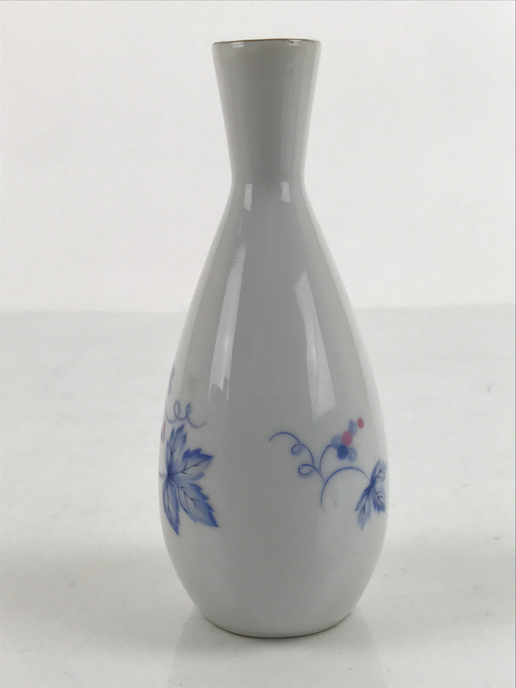 Japanese Sake Bottle Porcelain Tokkuri Vtg Ichi-Go Grapes Leaves Blue Pink TS686