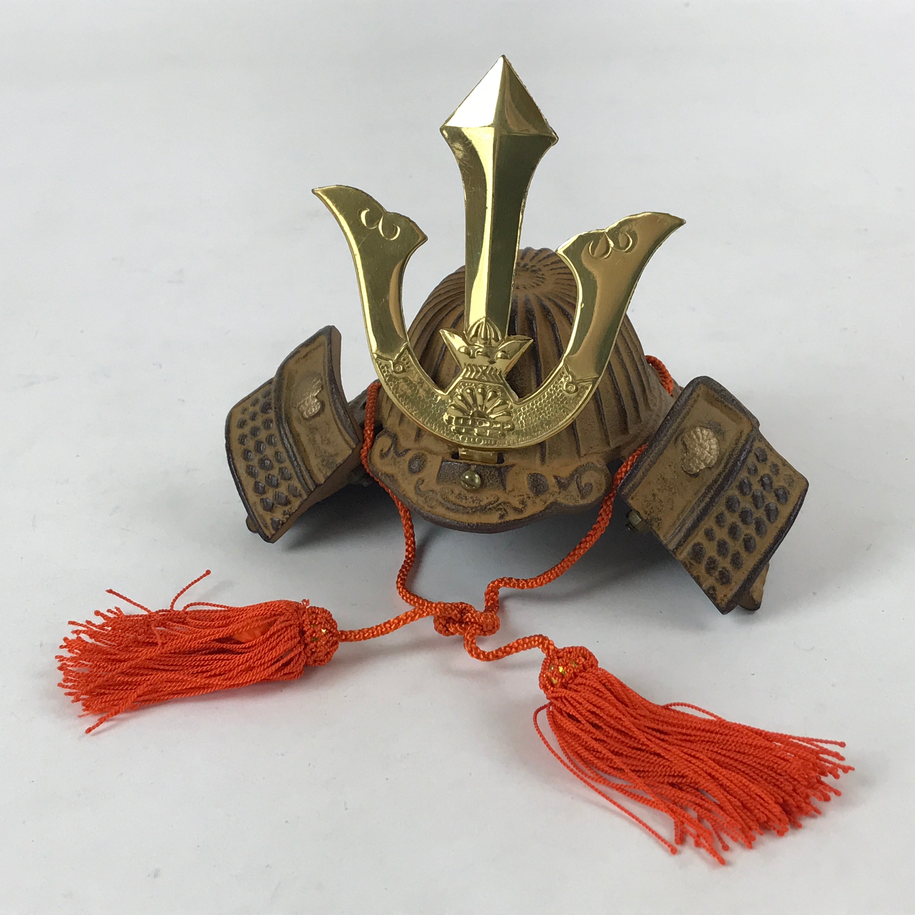 Japanese Samurai Helmet Kabuto Vtg Boy's Festival Armor Decoration Gold Brown ID