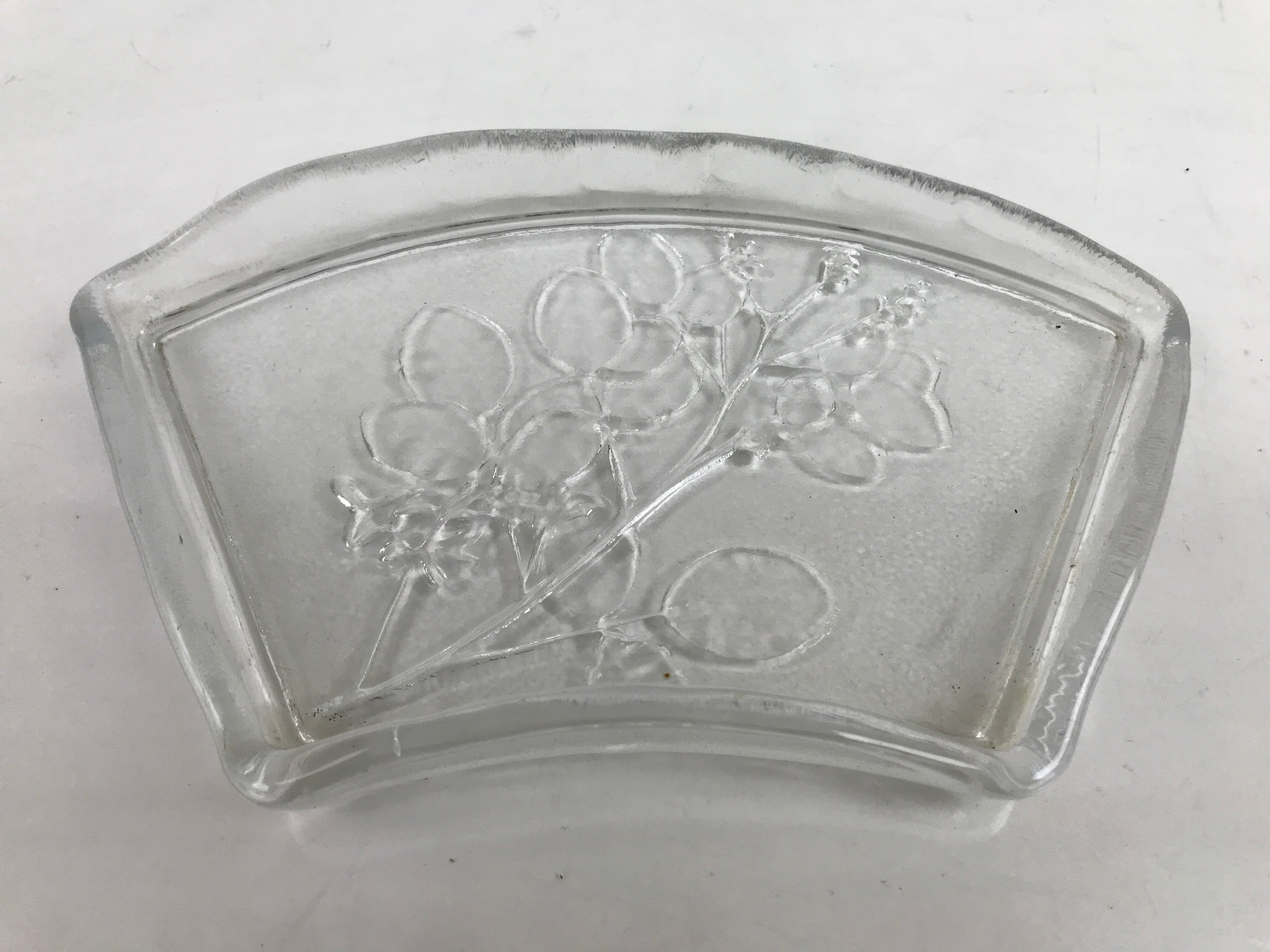 Japanese Sasaki Crystal Glass Sashimi Plate Kozara Vtg Fan Shape Plant Clear Y82