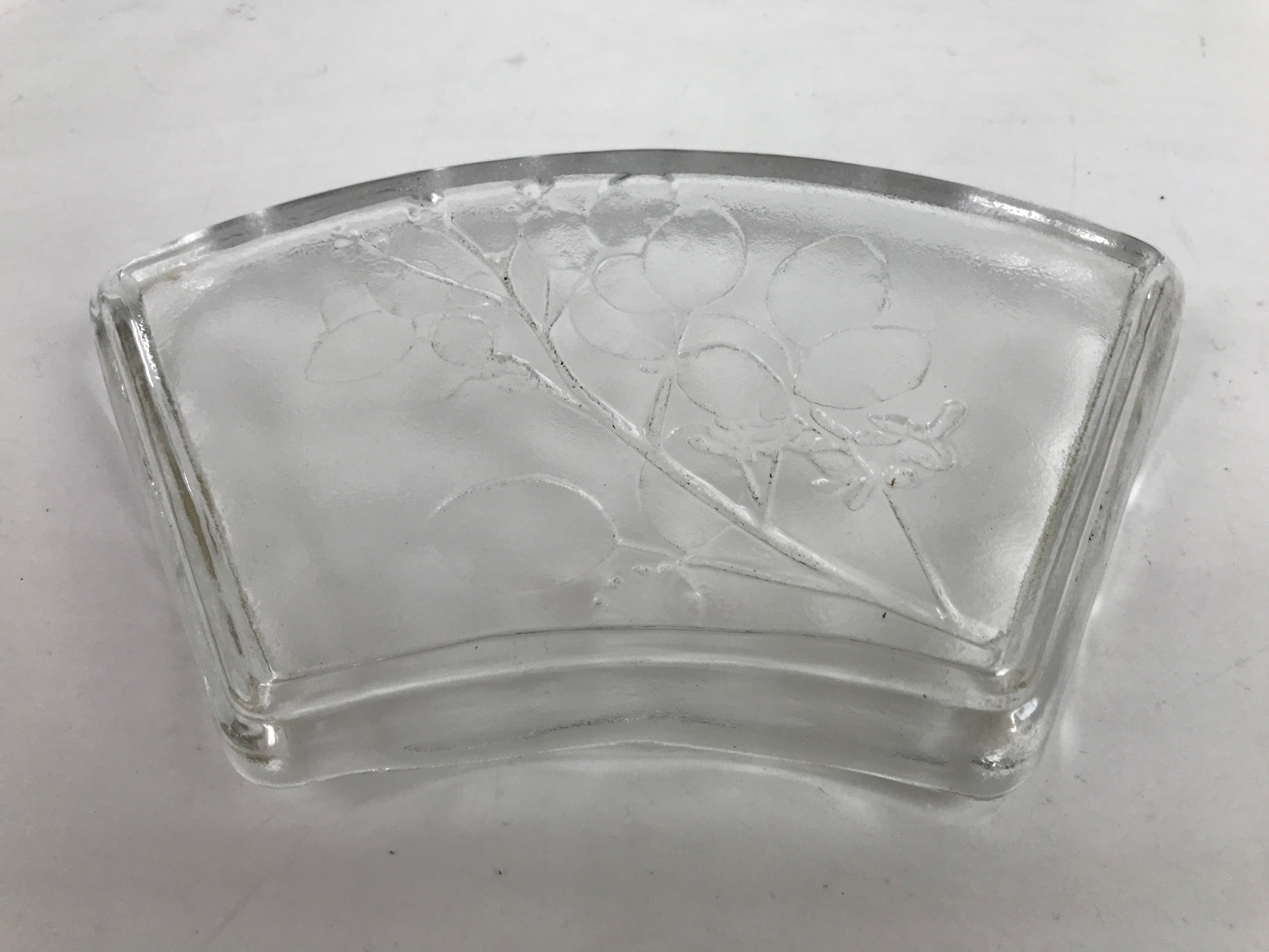 Japanese Sasaki Crystal Glass Sashimi Plate Kozara Vtg Fan Shape Plant Clear Y83