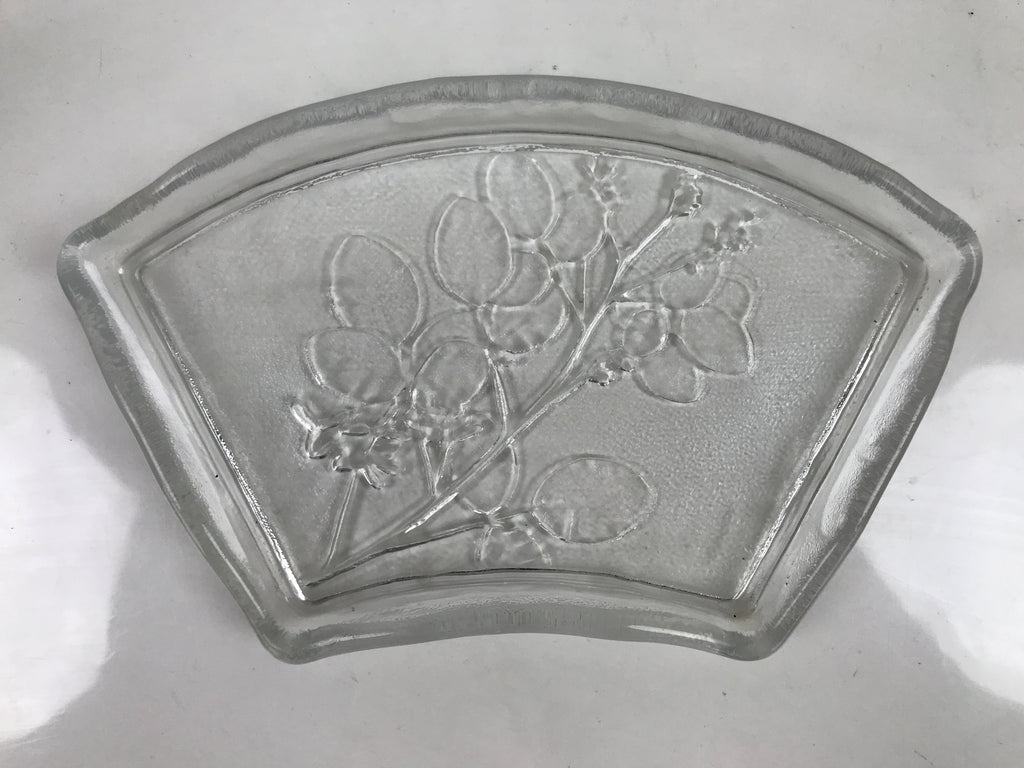 Japanese Sasaki Crystal Glass Sashimi Plate Kozara Vtg Fan Shape Plant Clear Y84