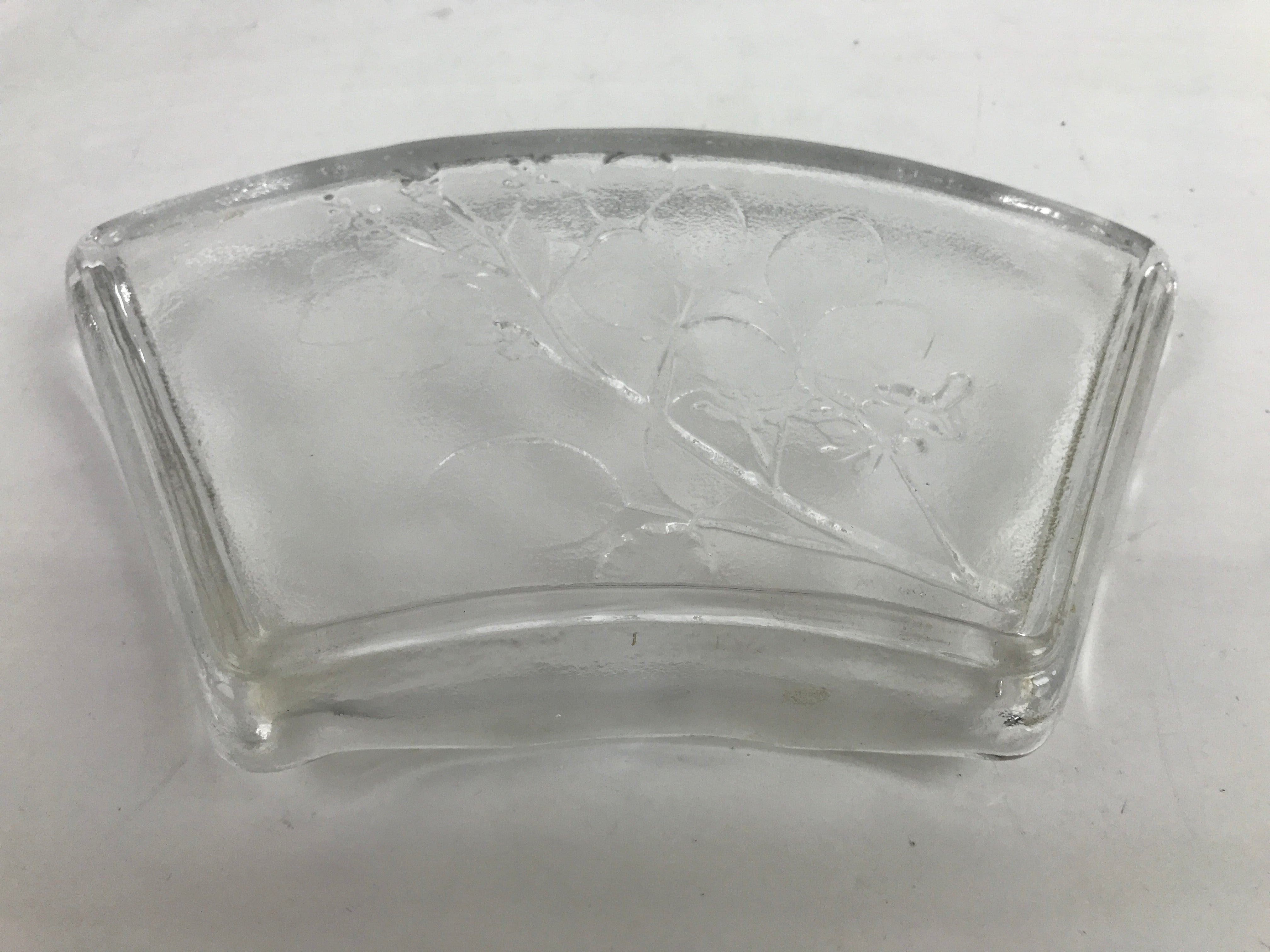 Japanese Sasaki Crystal Glass Sashimi Plate Kozara Vtg Fan Shape Plant Clear Y85