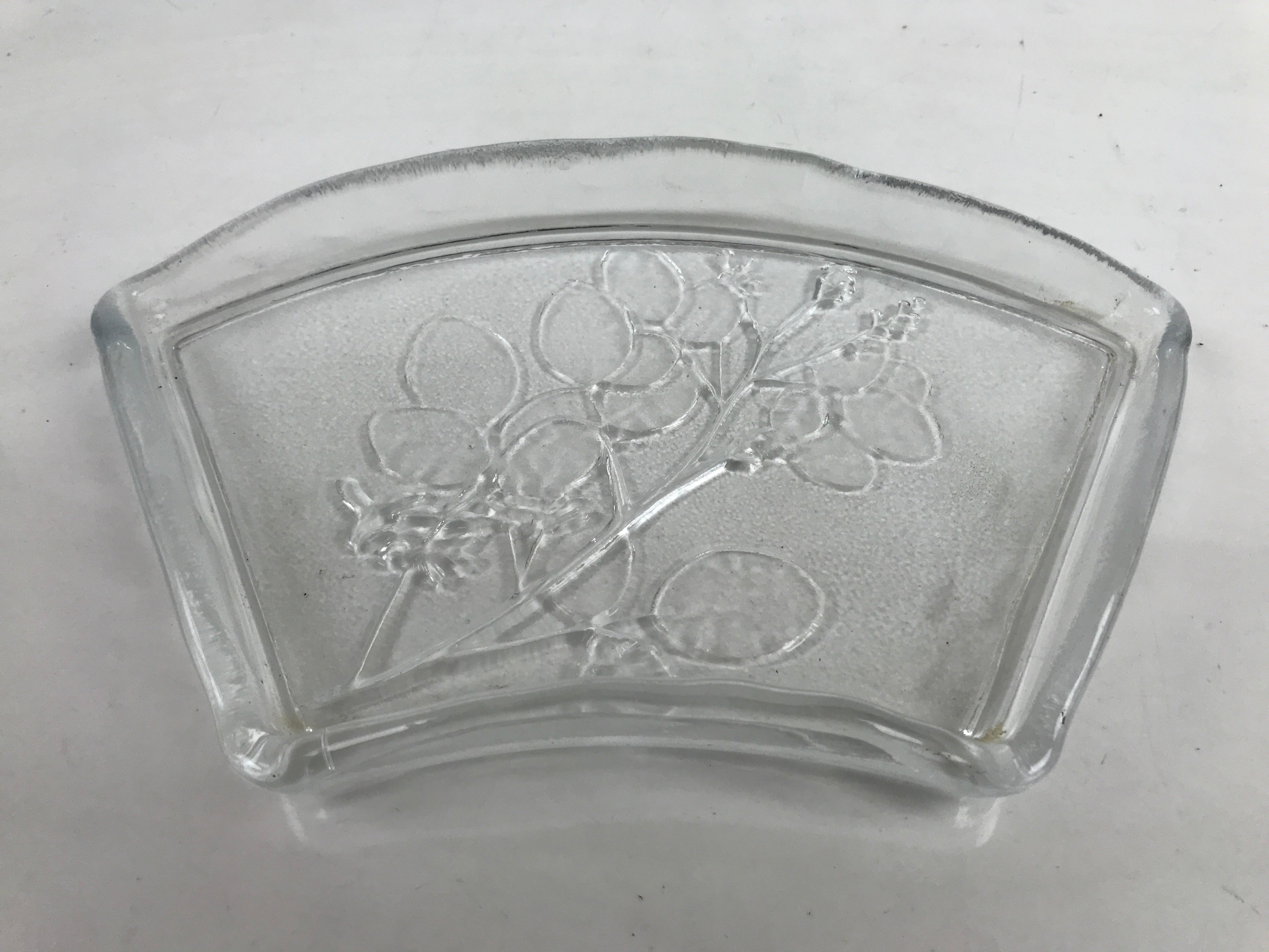 Japanese Sasaki Crystal Glass Sashimi Plate Kozara Vtg Fan Shape Plant Clear Y87