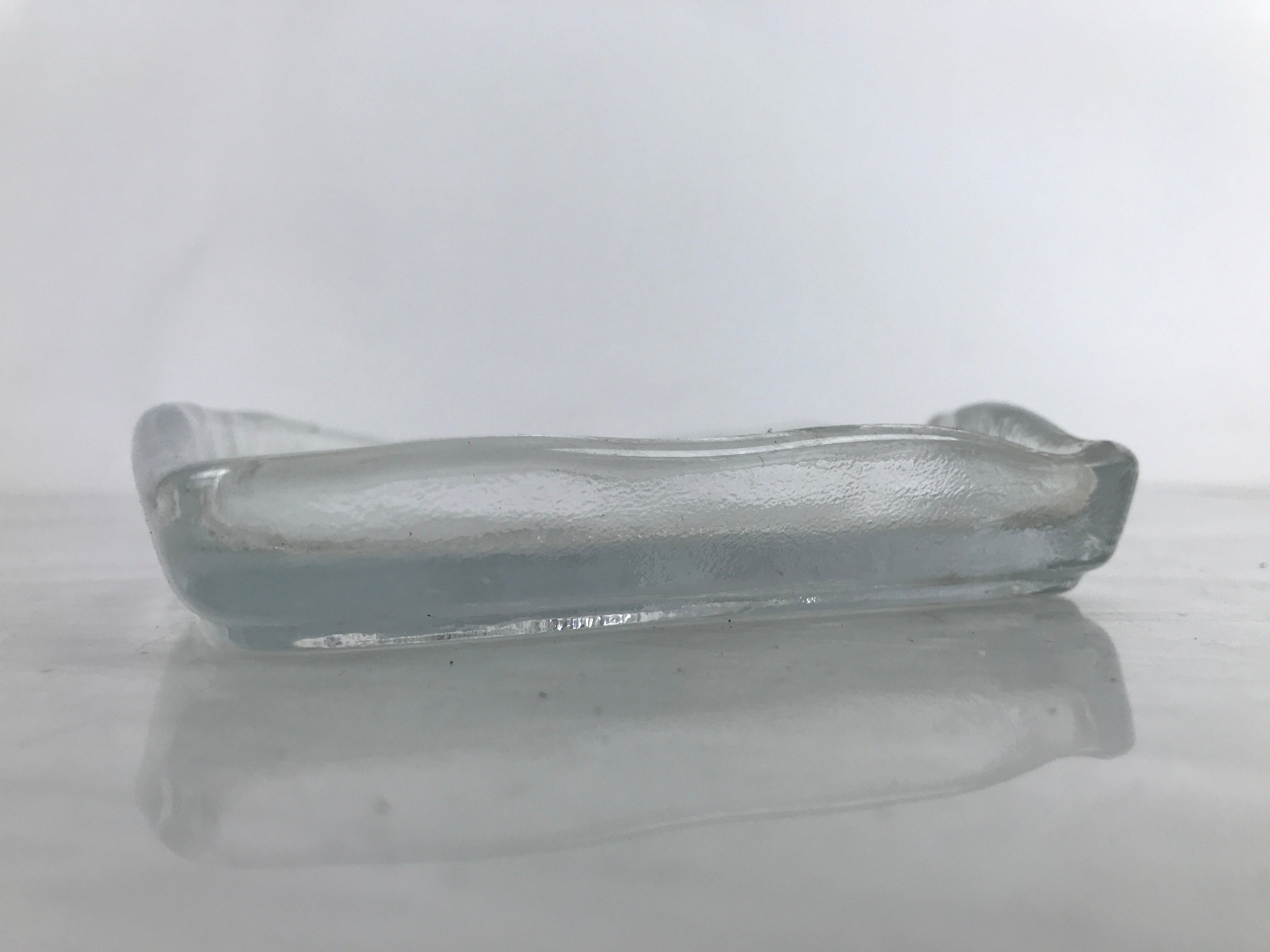 Japanese Sasaki Crystal Glass Sashimi Plate Kozara Vtg Fan Shape Plant Clear Y88