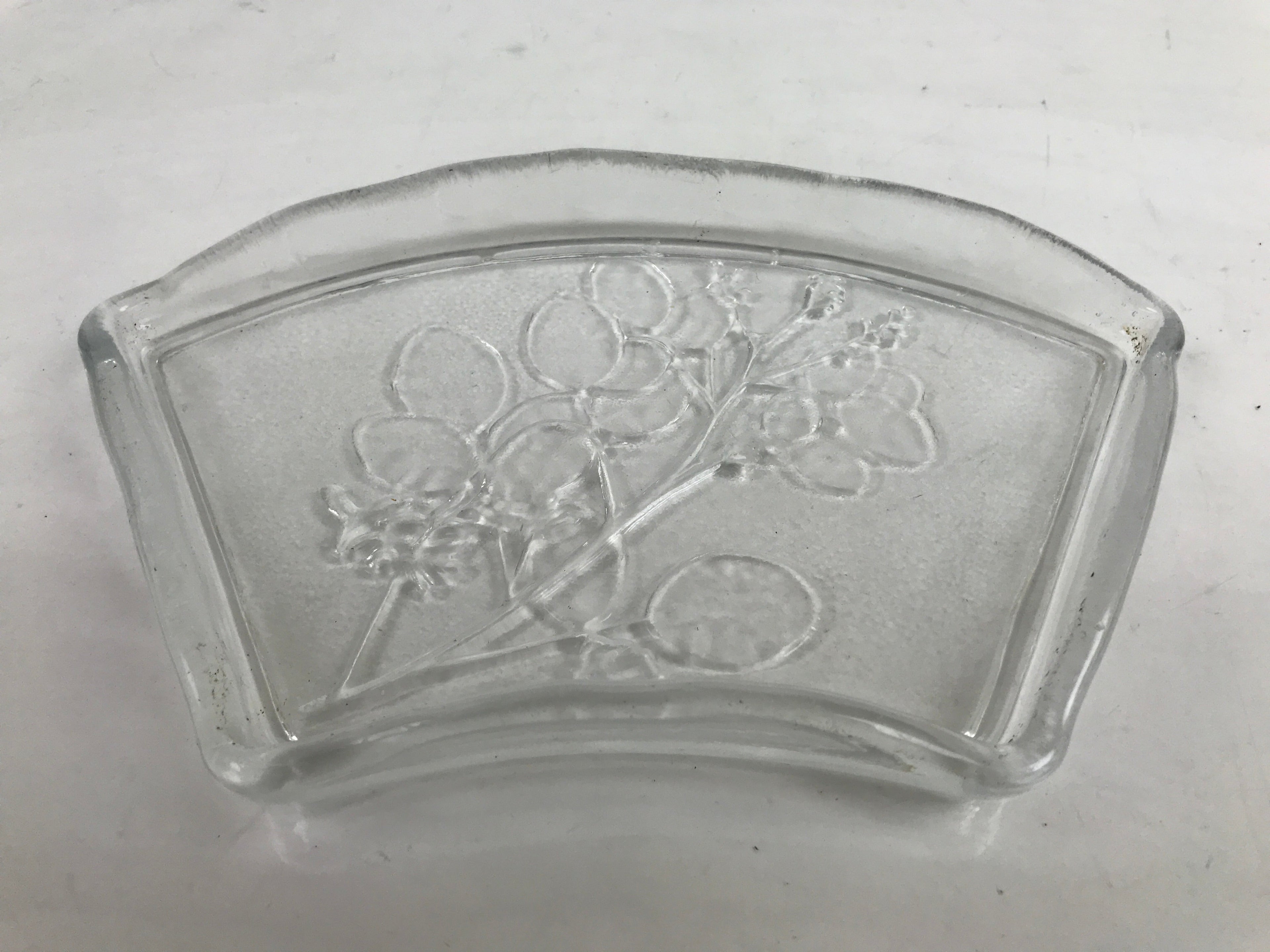 Japanese Sasaki Crystal Glass Sashimi Plate Kozara Vtg Fan Shape Plant Clear Y89