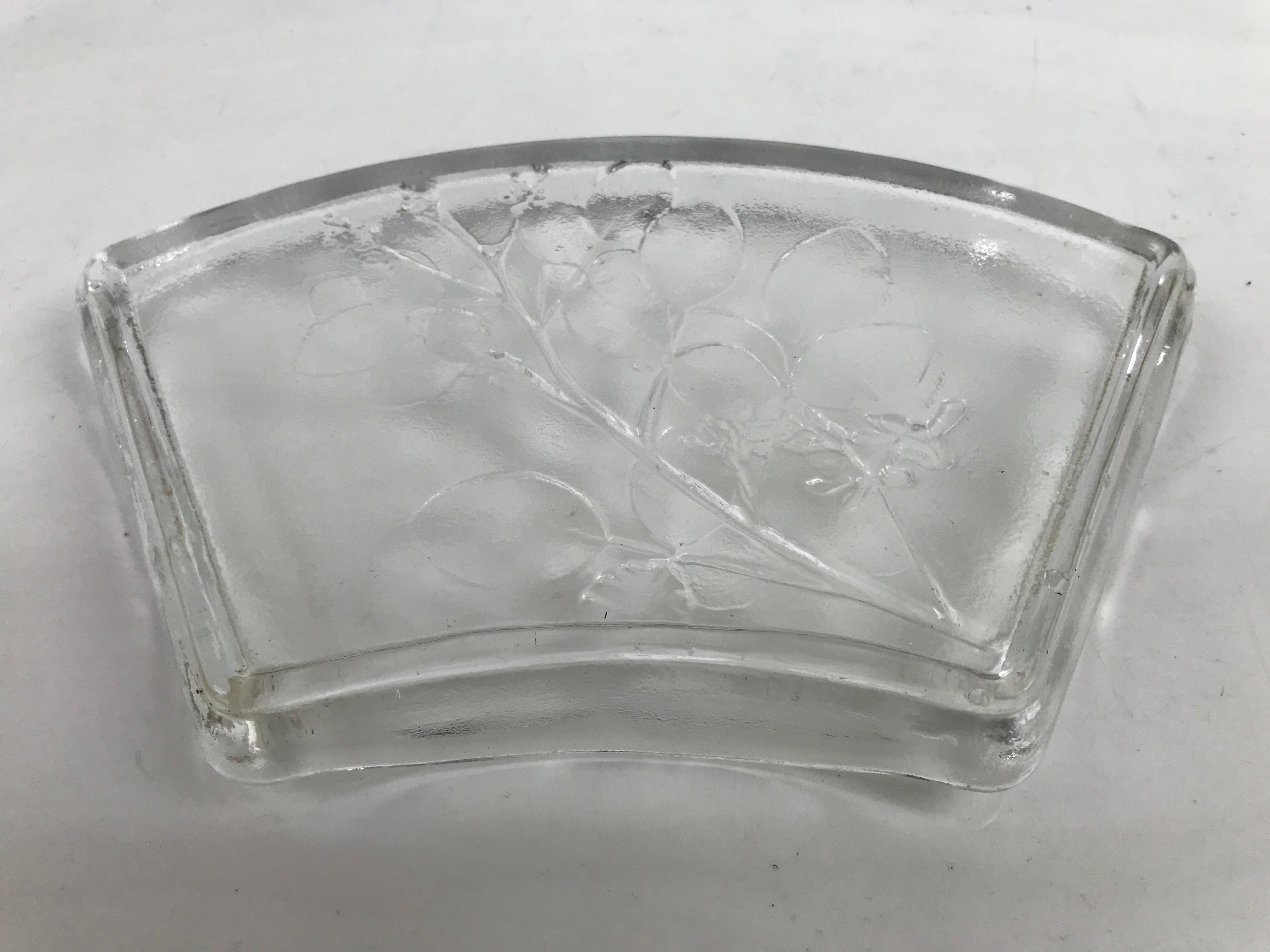 Japanese Sasaki Crystal Glass Sashimi Plate Kozara Vtg Fan Shape Plant Clear Y90
