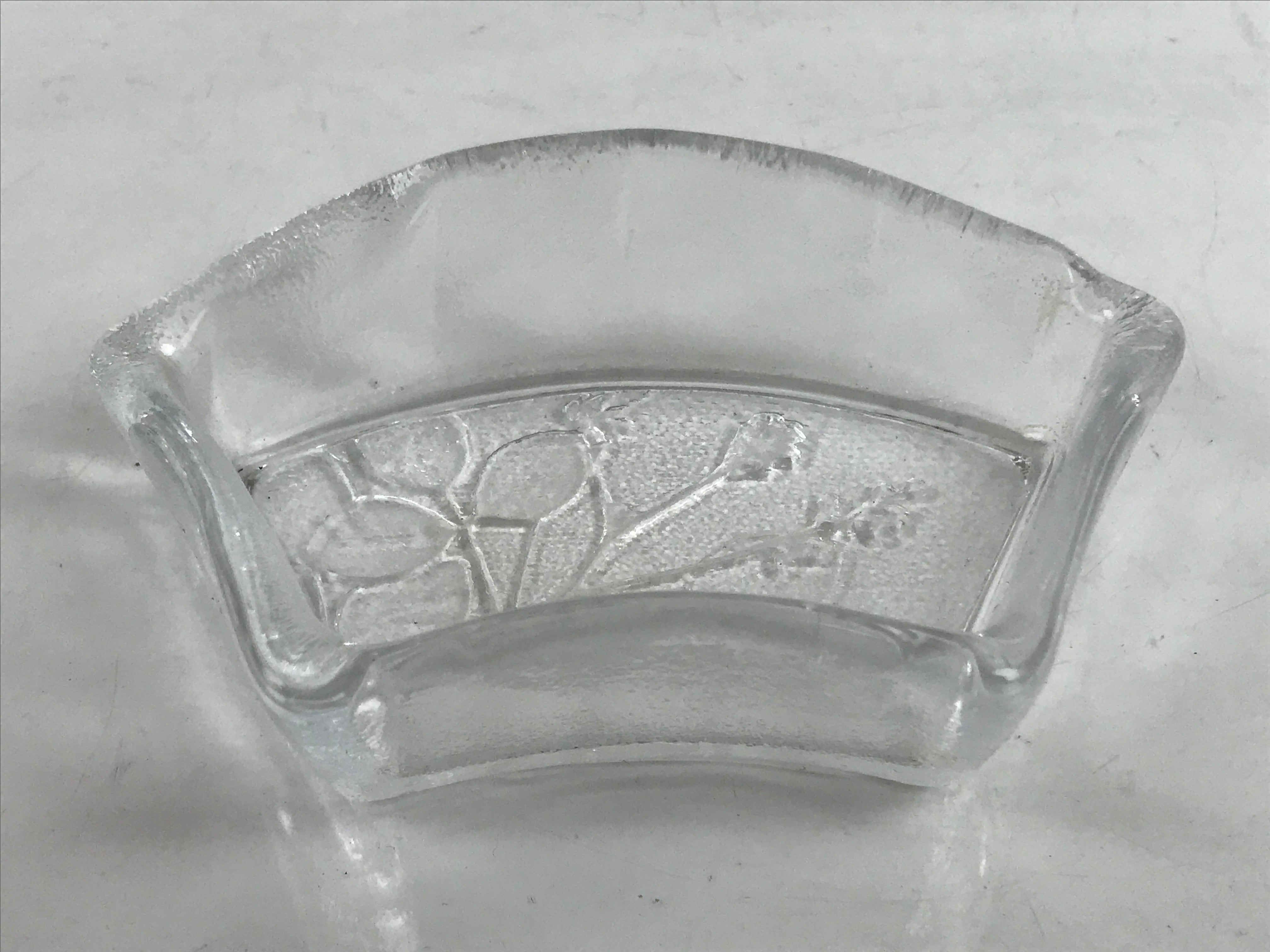 Japanese Sasaki Crystal Glass Small Serving Dish Vtg Fan Shape Plant Clear Y76