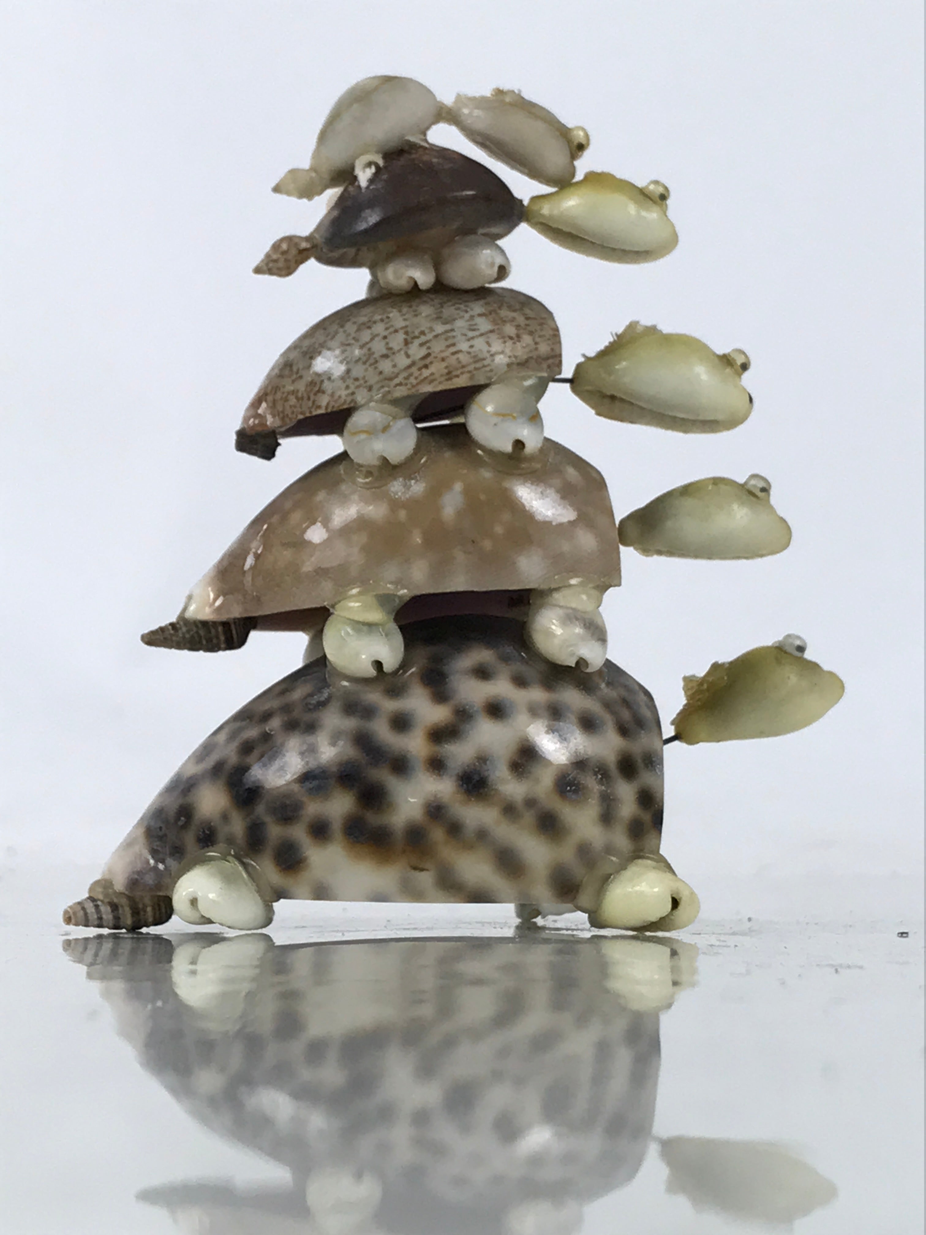 Japanese Sea Shell Kokeshi Doll Vtg 5 Turtle Stack Wobbly Head Brown Beige KF749