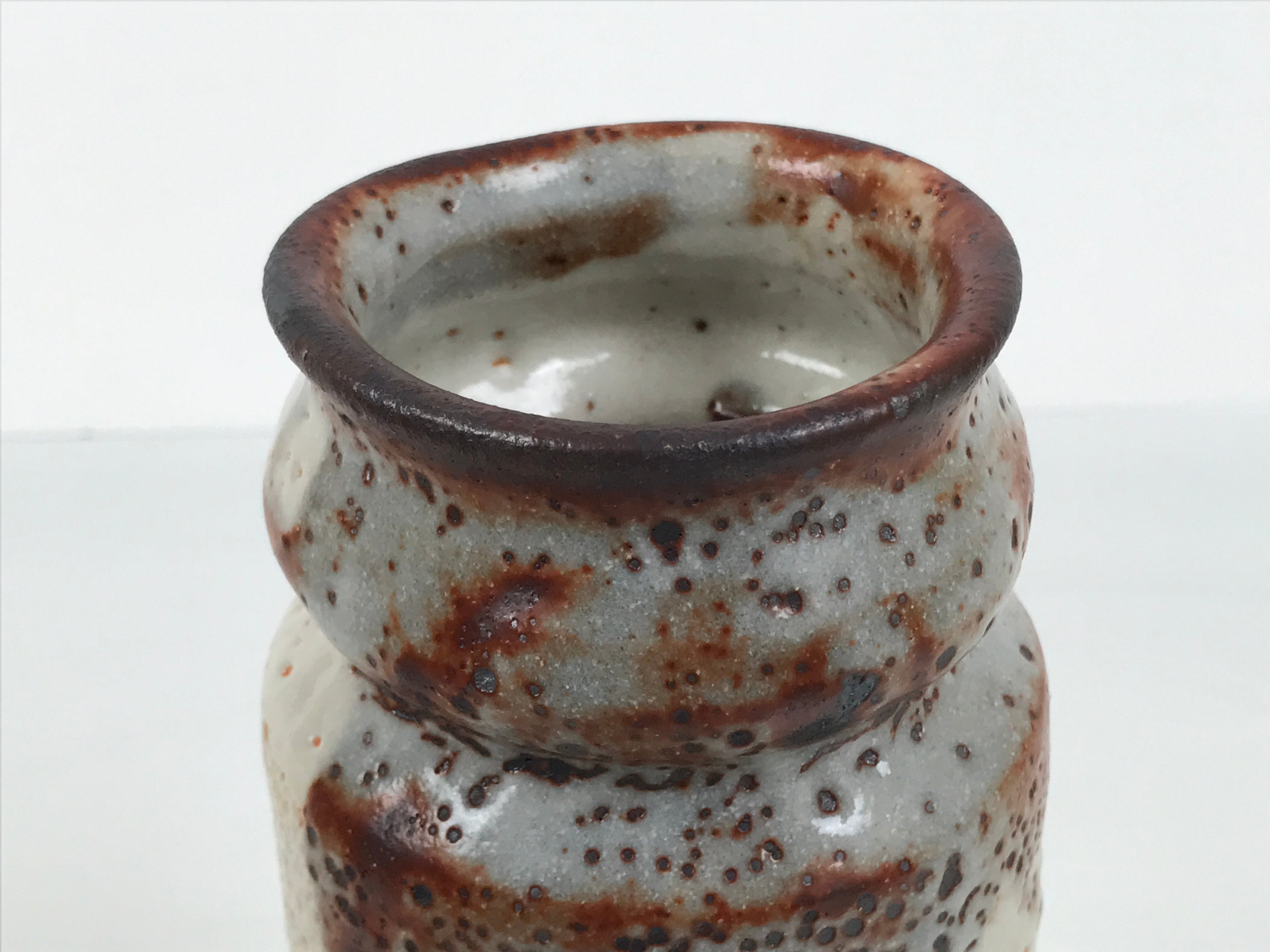 Japanese Shino Ware Ceramic Flower Vase Vtg Hanaire Pottery White Wood Box PX808