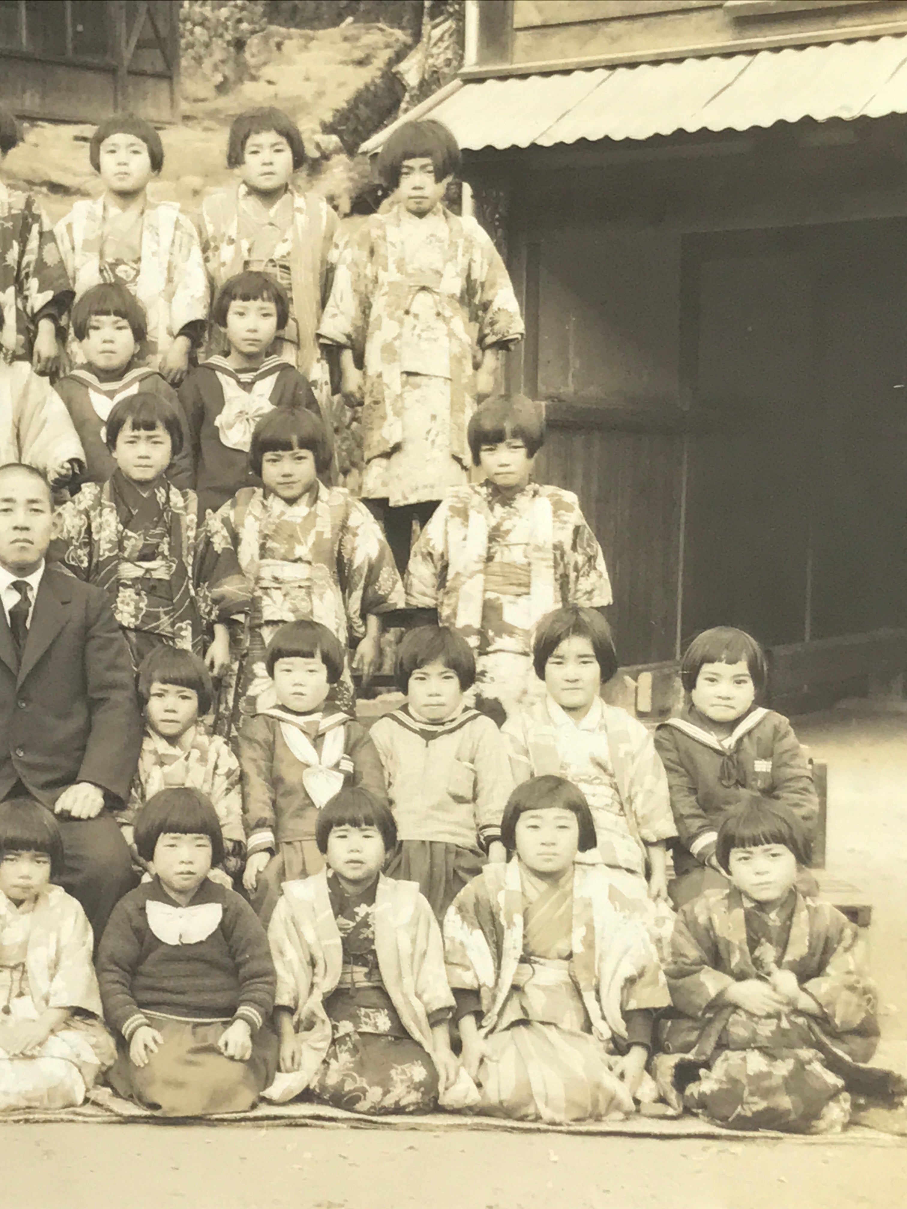 Japanese Showa Elementary School Class Photograph Student Uniform Sepia PH131