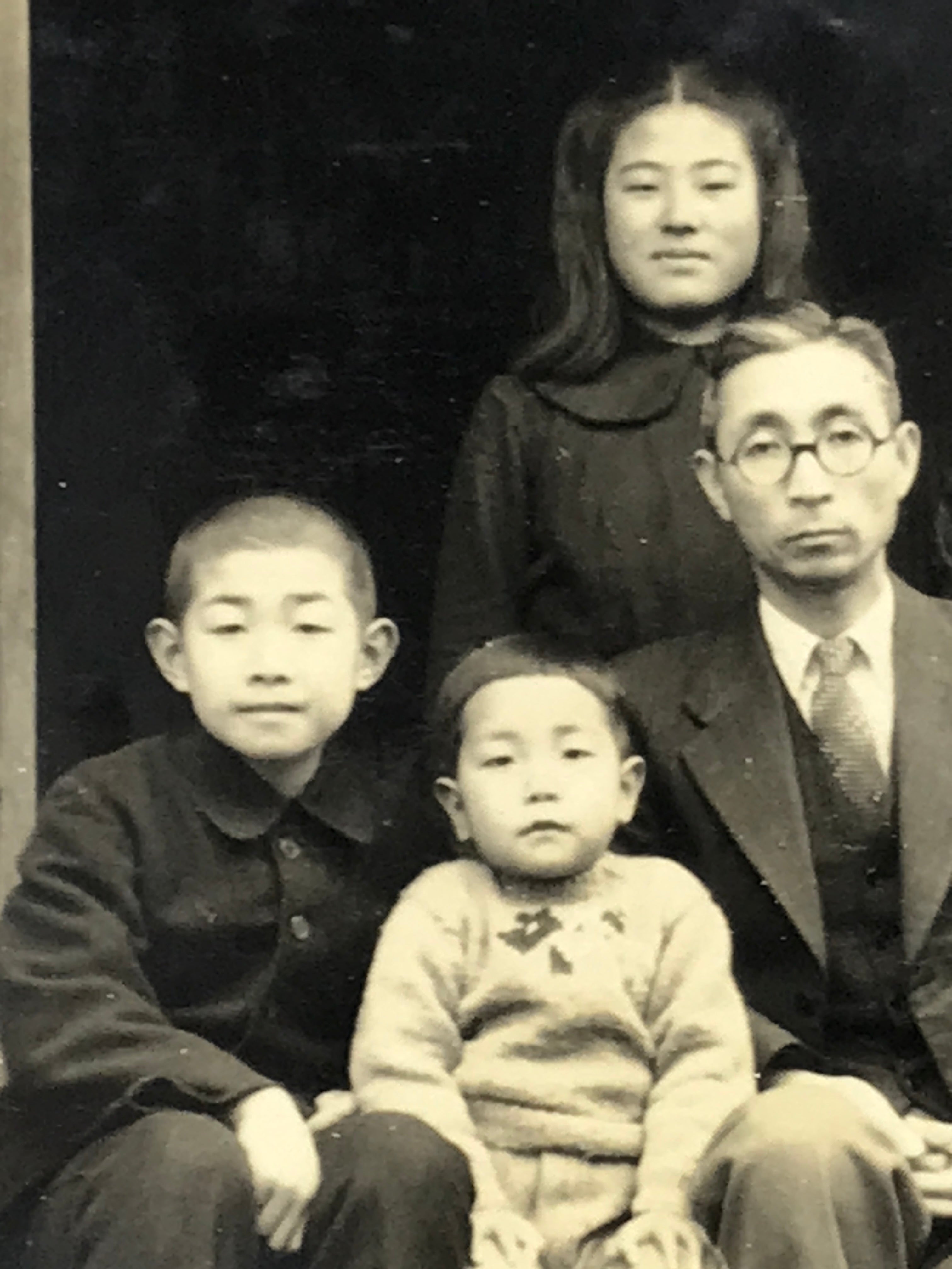 Japanese Showa Family Posed Portrait Photograph Kimono Uniform Black White PH197