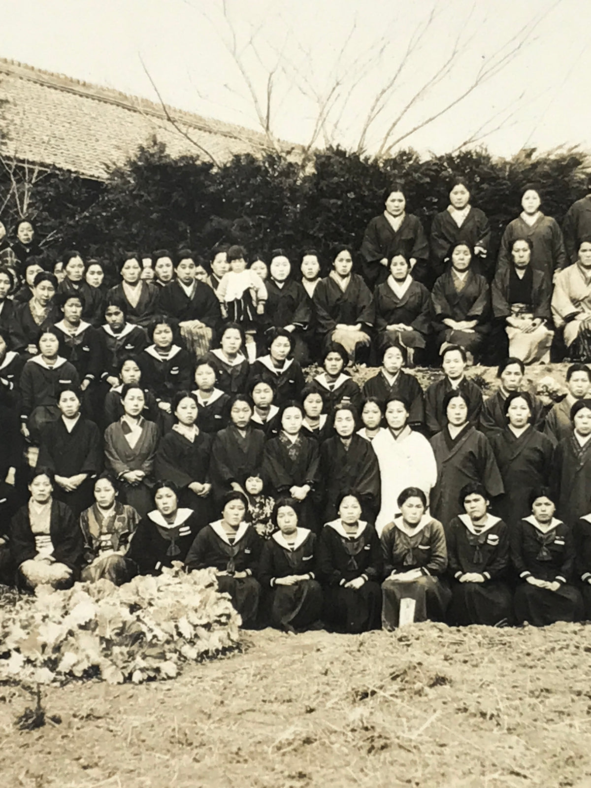 Japanese Showa School Class Photograph Group Student Uniform Black White PH154