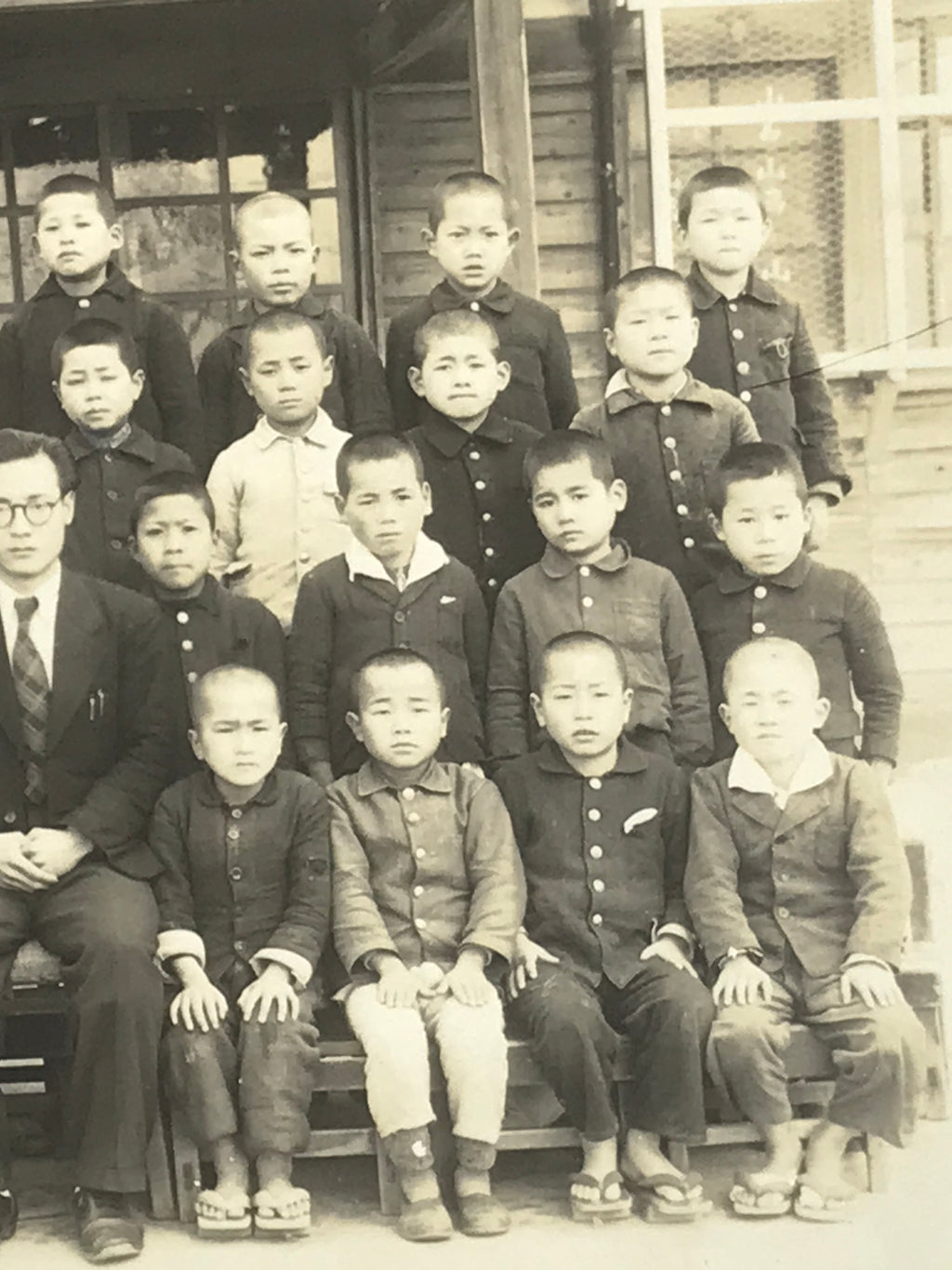 Japanese Showa School Class Photograph Group Student Uniform Black White PH157